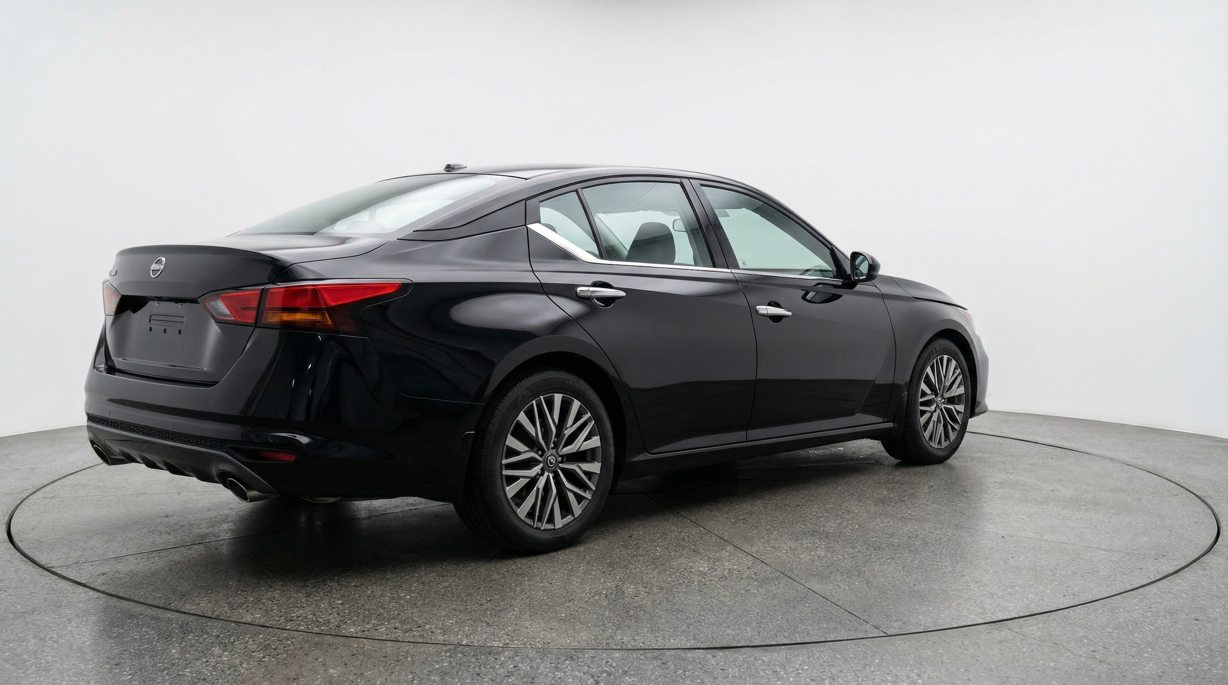 Thumbnail: 2025 Nissan Altima - 7