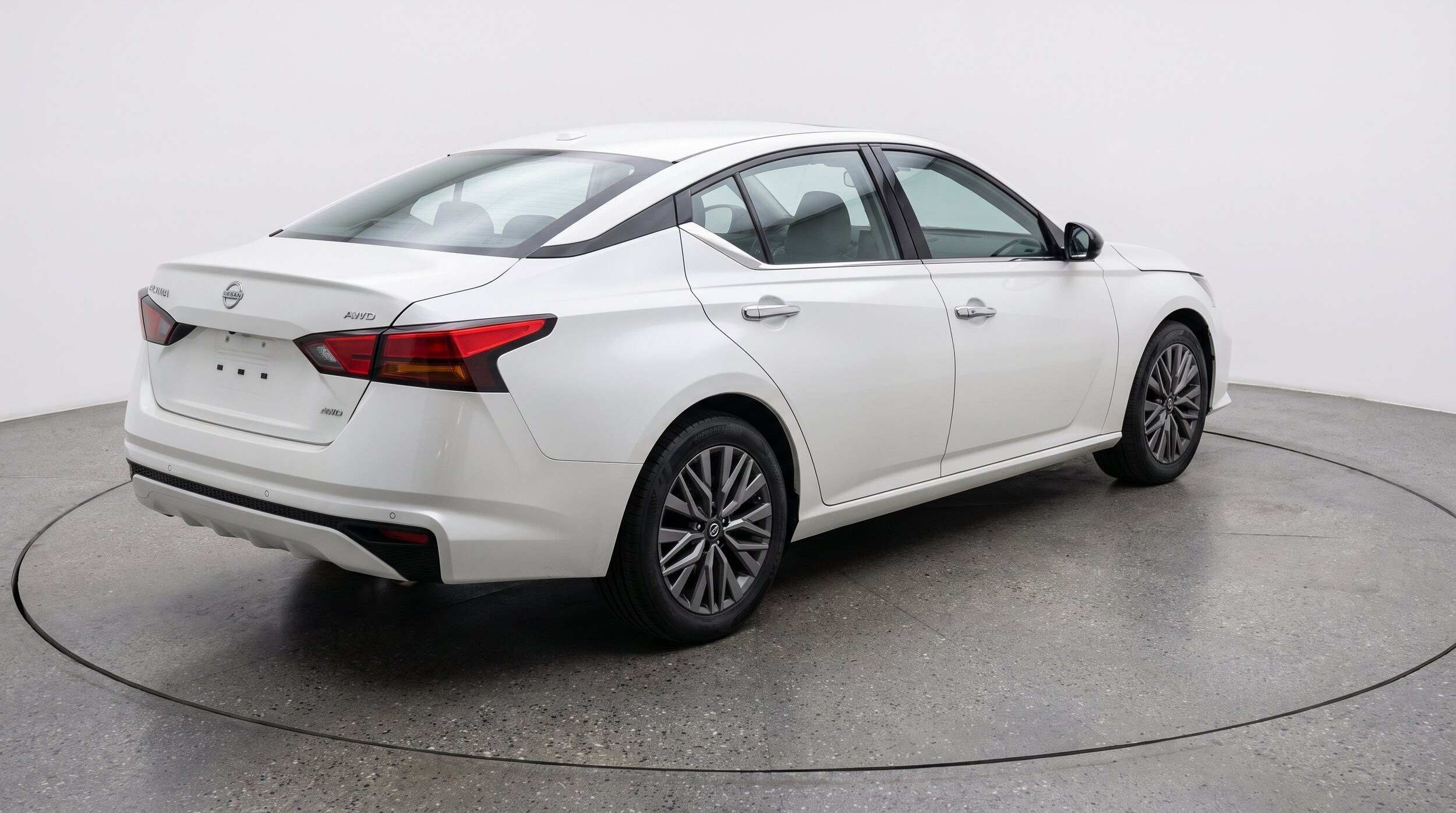 Thumbnail: 2025 Nissan Altima - 9
