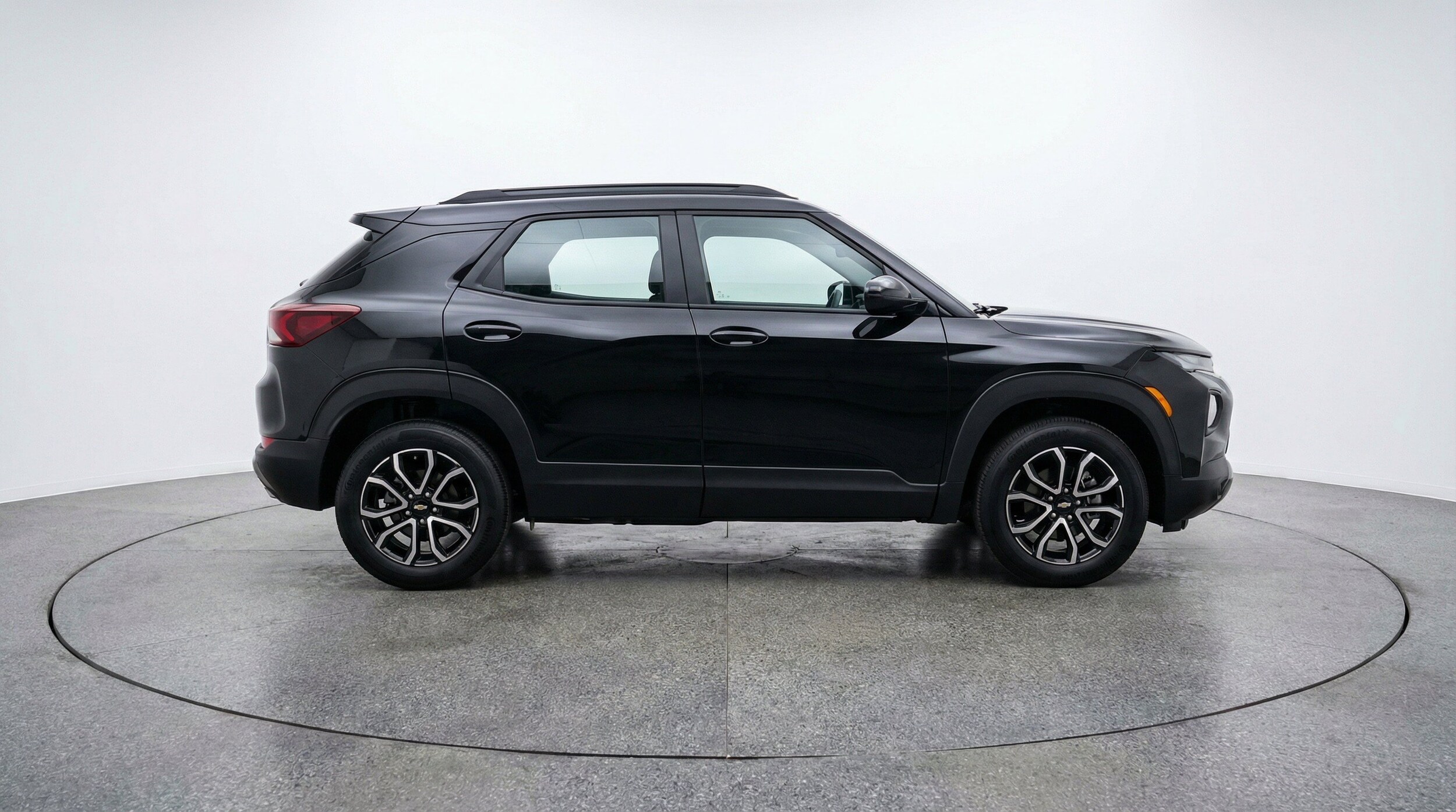 Thumbnail: 2025 Chevrolet TrailBlazer - 11