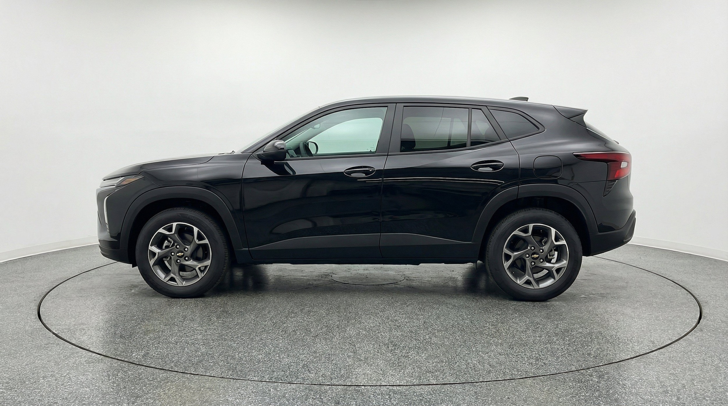 Thumbnail: 2025 Chevrolet Trax - 5