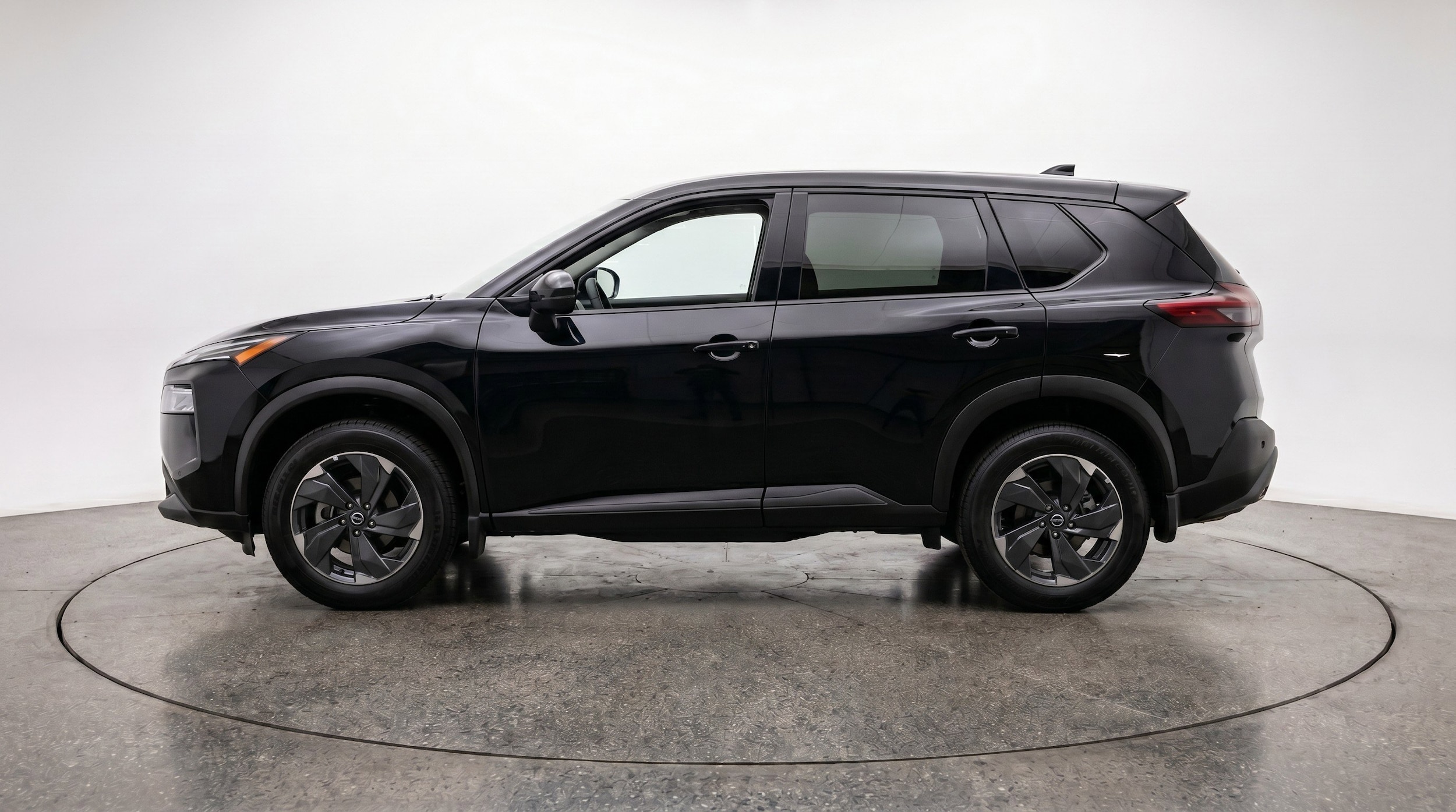 Thumbnail: 2025 Nissan Rogue - 5