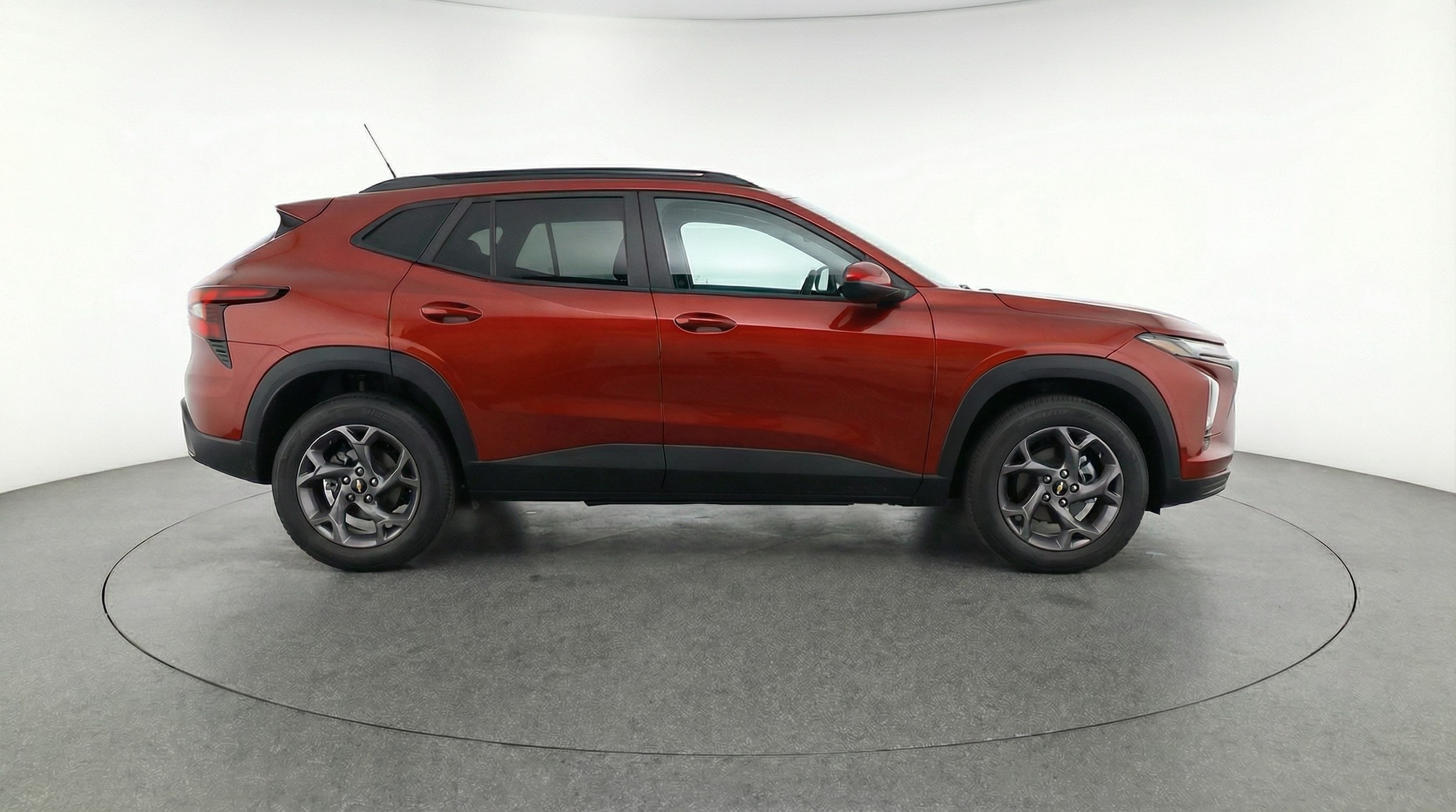 Thumbnail: 2025 Chevrolet Trax - 8