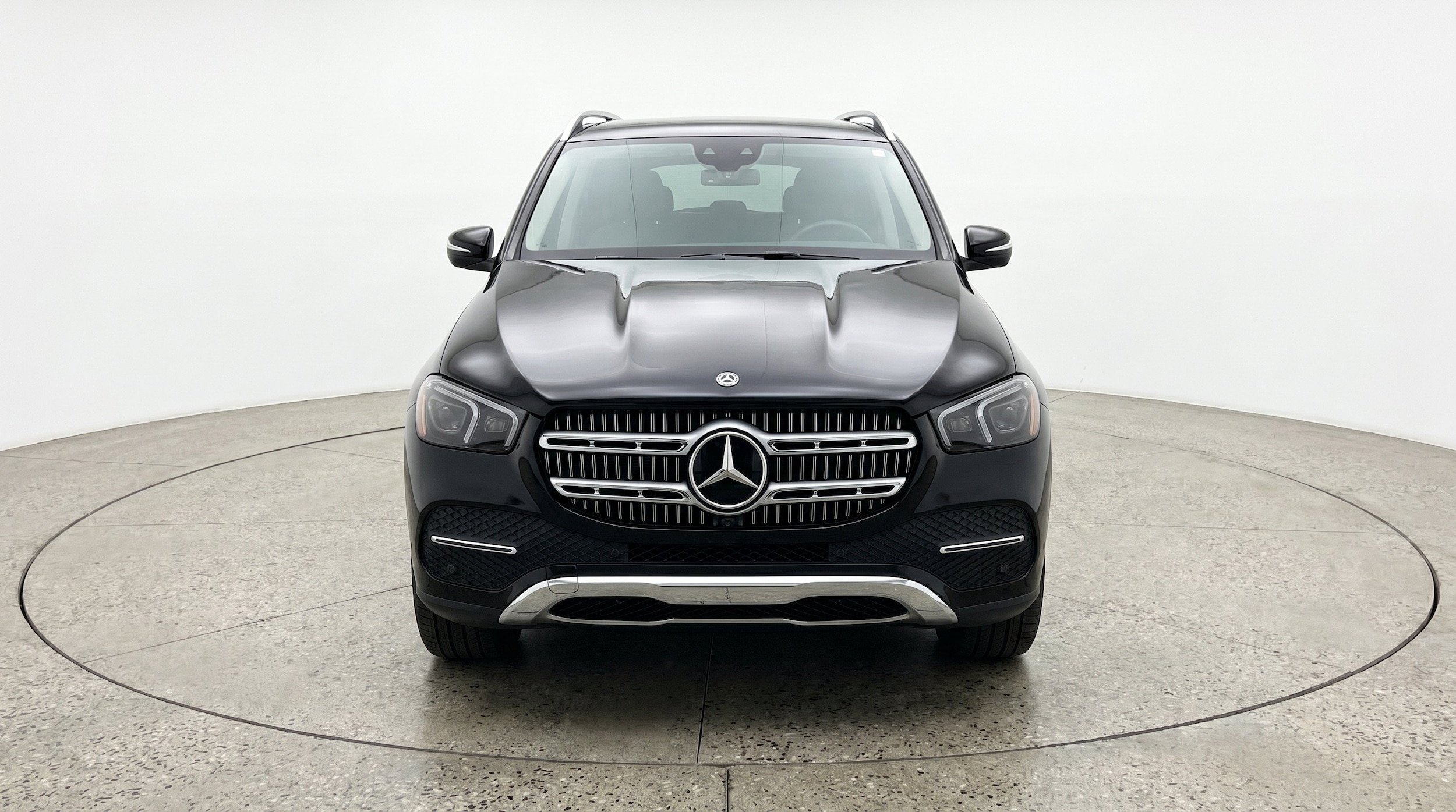 Thumbnail: 2026 Mercedes-Benz GLE - 2