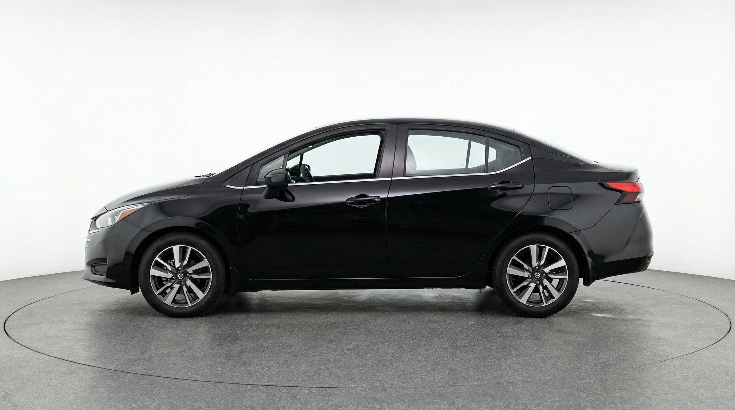 Thumbnail: 2025 Nissan Versa - 5