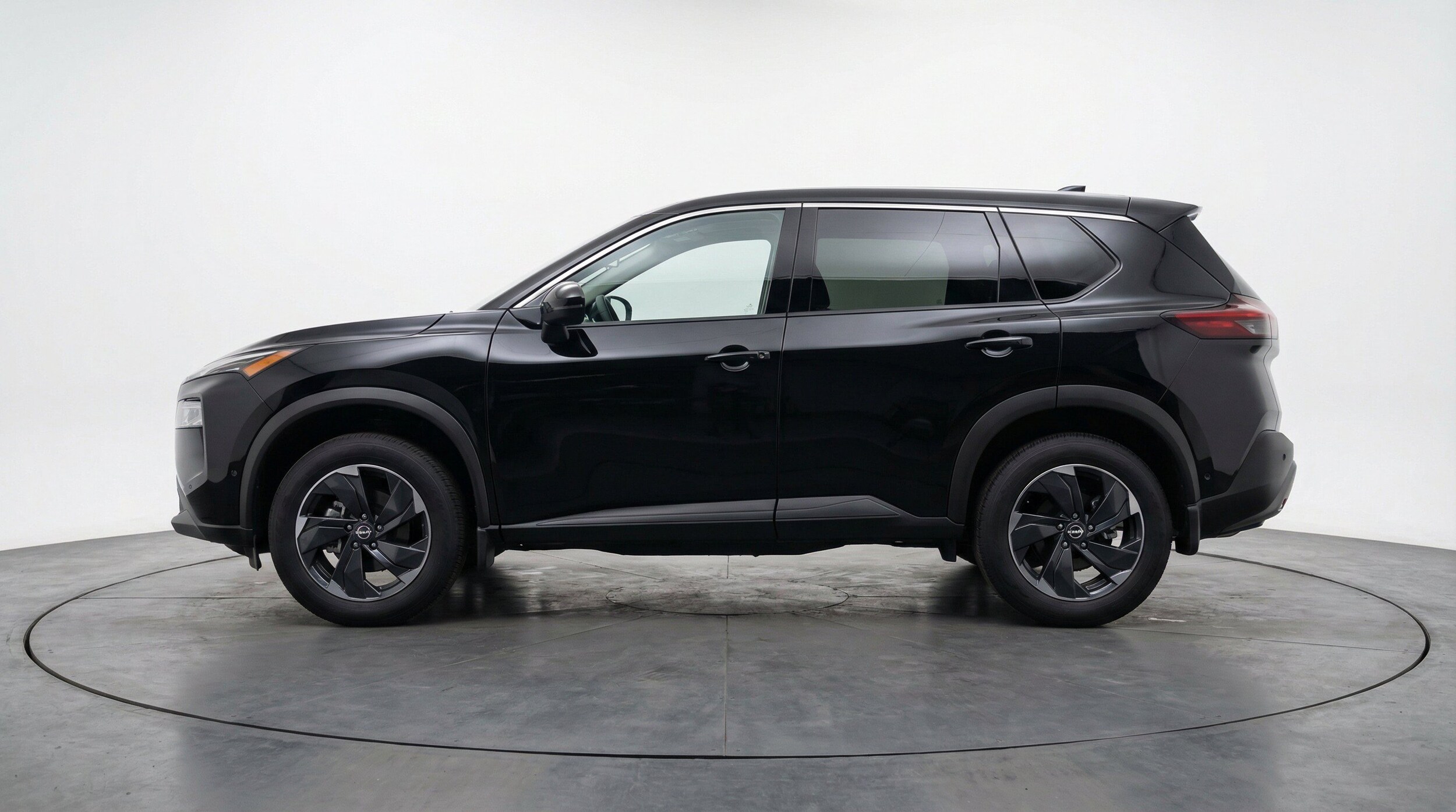 Thumbnail: 2025 Nissan Rogue - 5