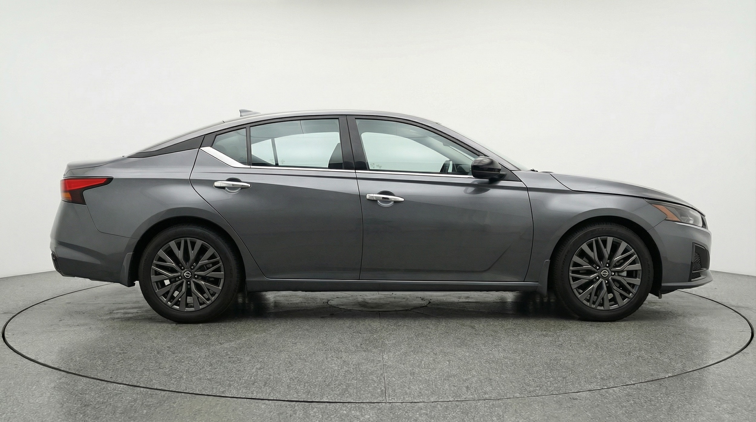 Thumbnail: 2025 Nissan Altima - 8