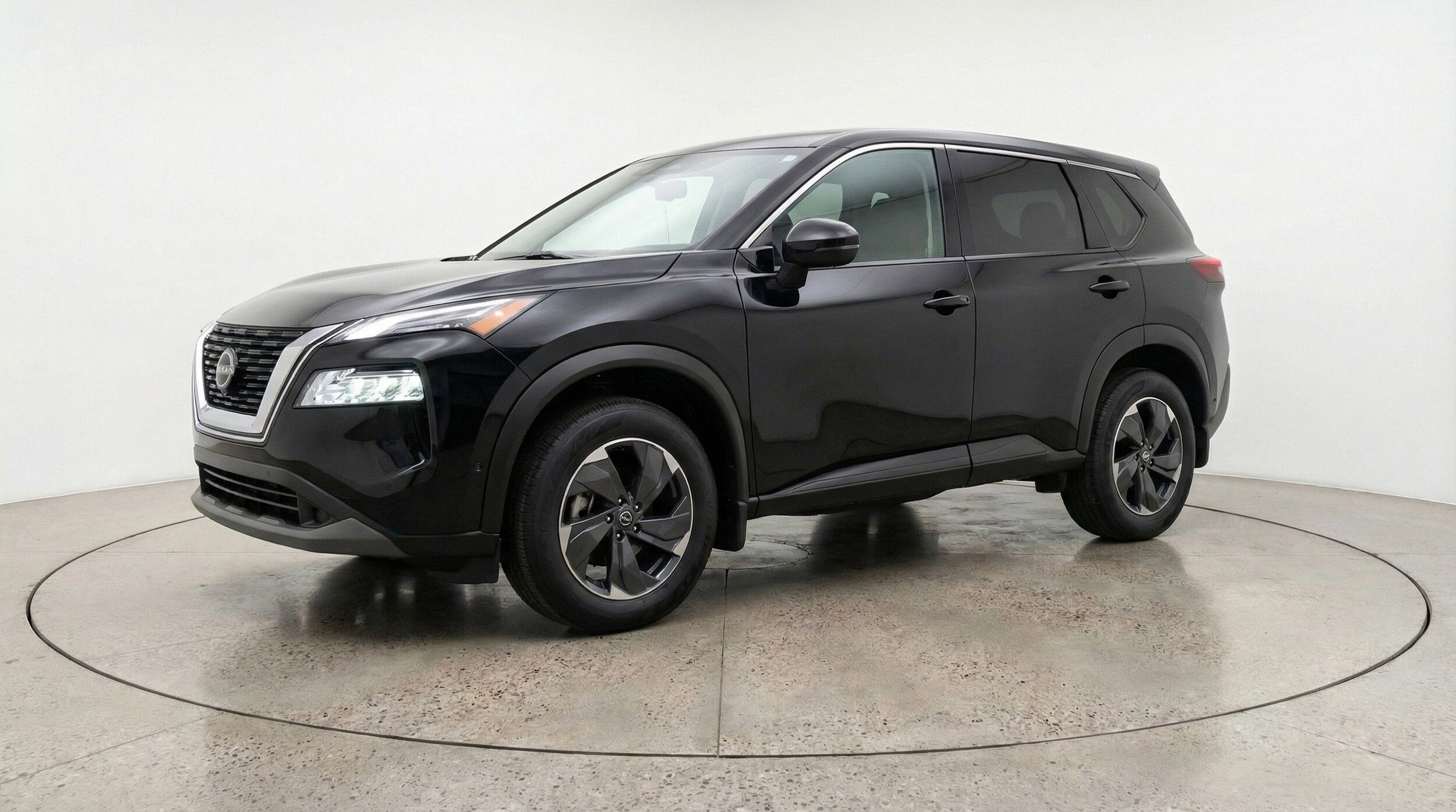 Thumbnail: 2025 Nissan Rogue - 3