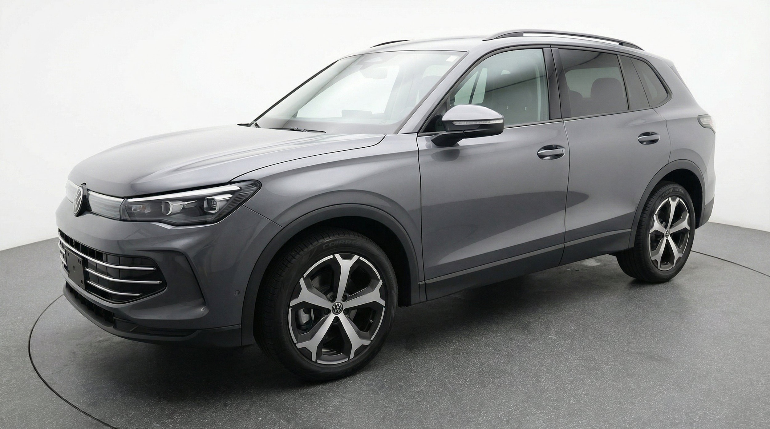 Thumbnail: 2026 Volkswagen Tiguan - 3