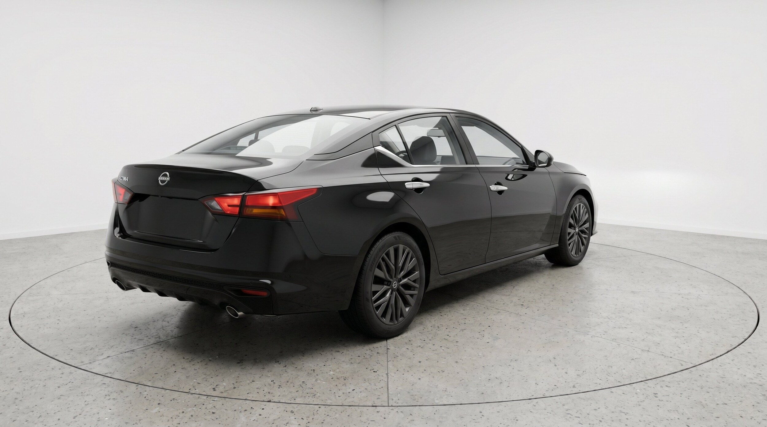 Thumbnail: 2025 Nissan Altima - 9