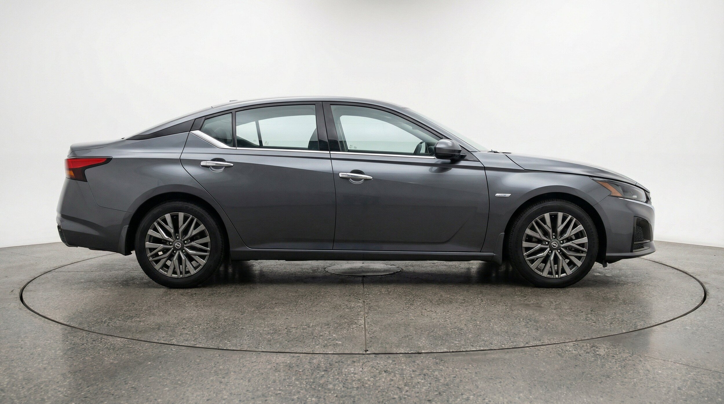 Thumbnail: 2025 Nissan Altima - 11