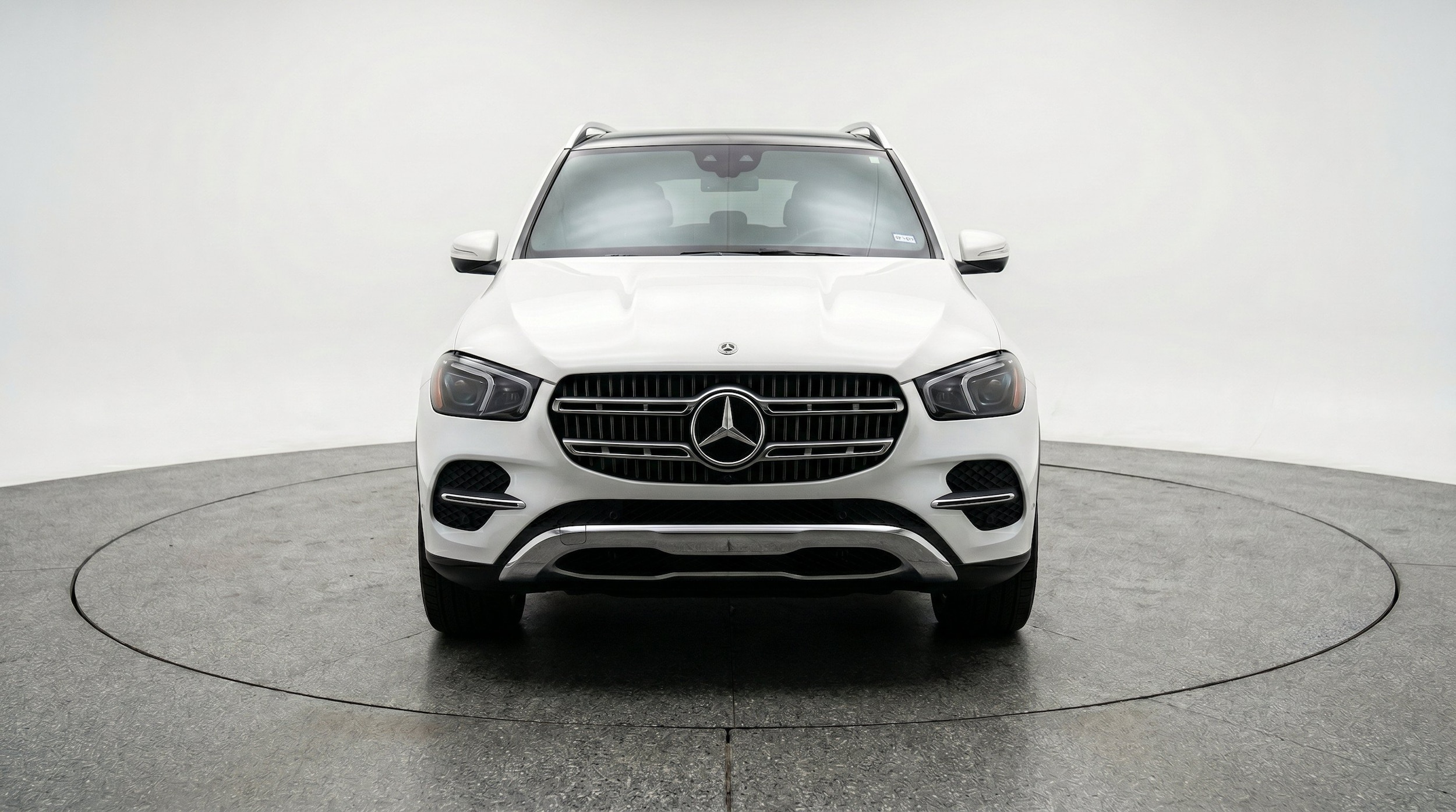 Thumbnail: 2026 Mercedes-Benz GLE - 2