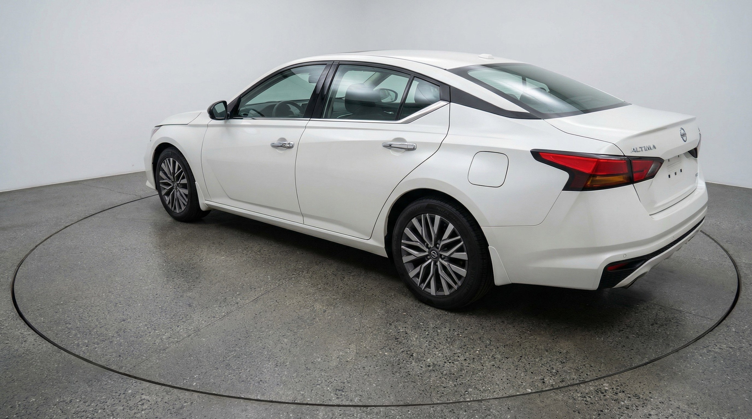 Thumbnail: 2025 Nissan Altima - 6