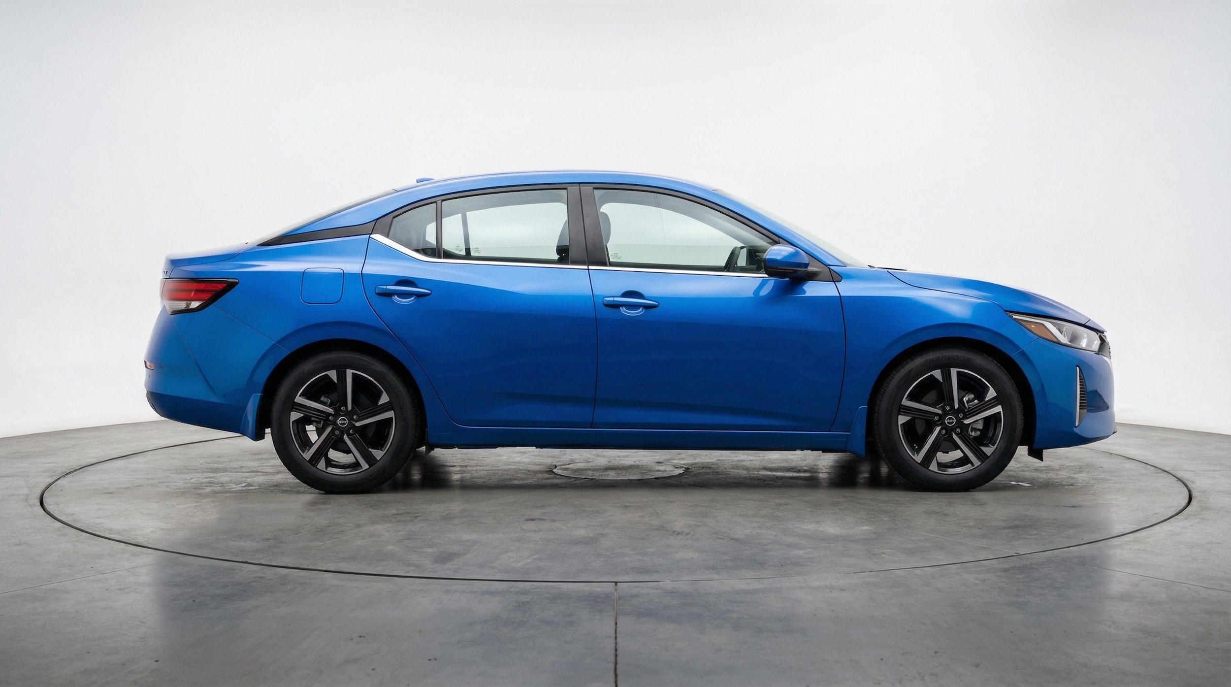 Thumbnail: 2025 Nissan Sentra - 11