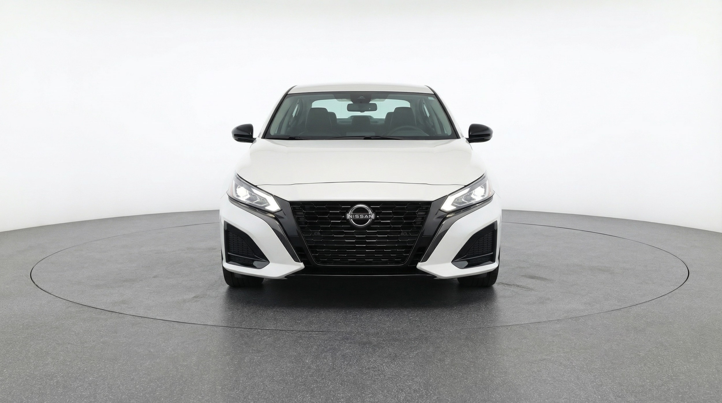 Thumbnail: 2025 Nissan Altima - 2