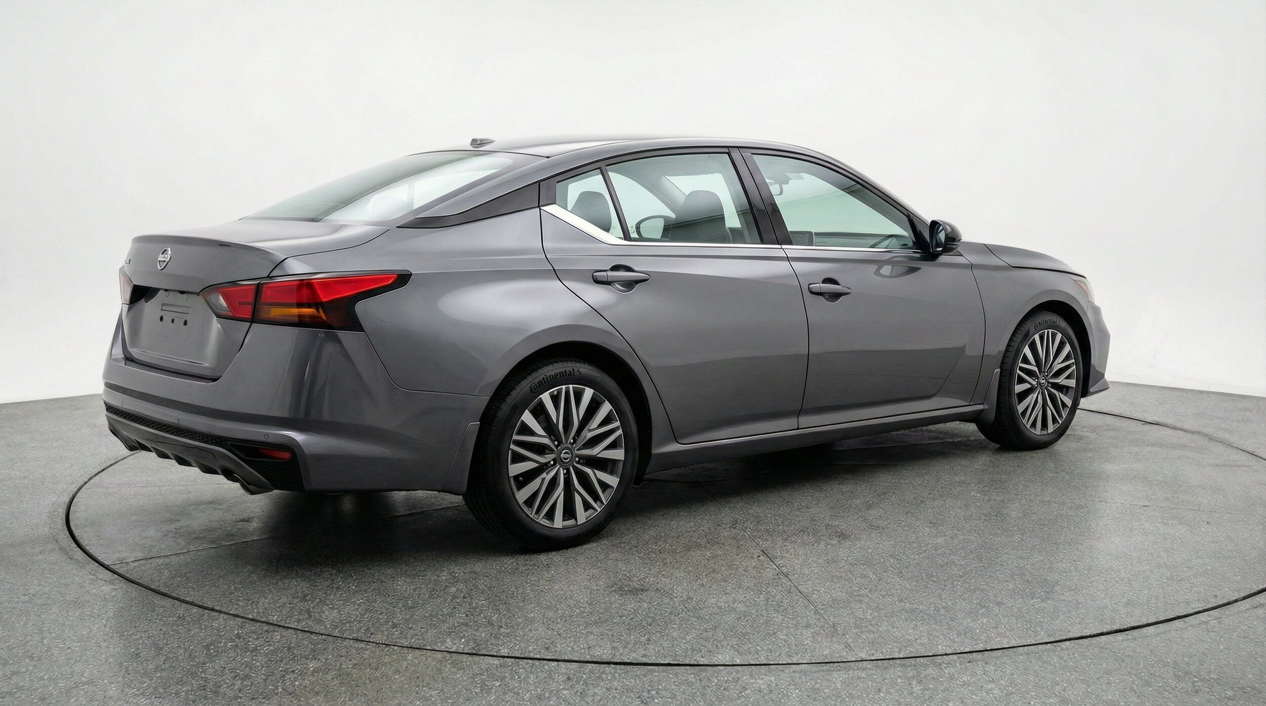 Thumbnail: 2025 Nissan Altima - 9