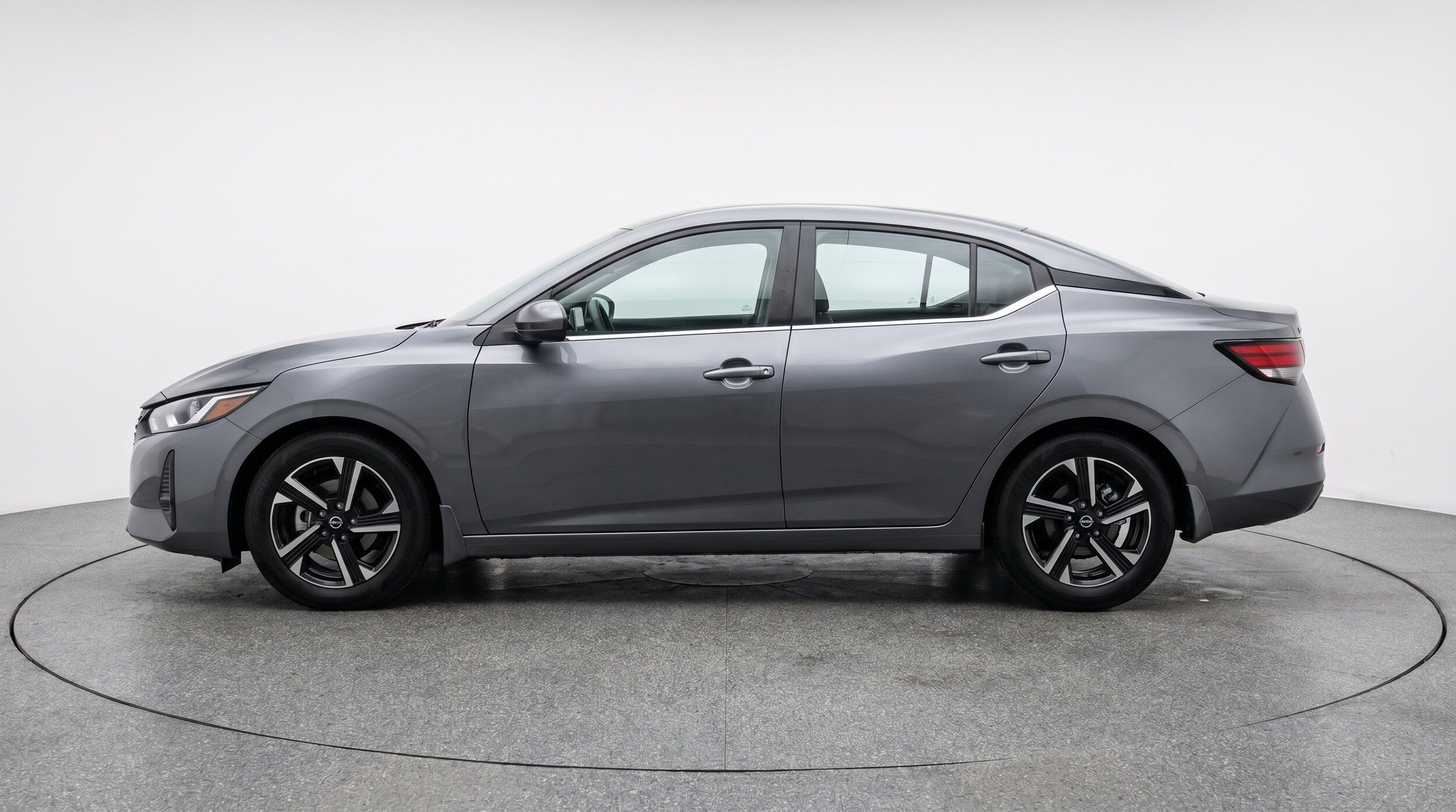 Thumbnail: 2025 Nissan Sentra - 5