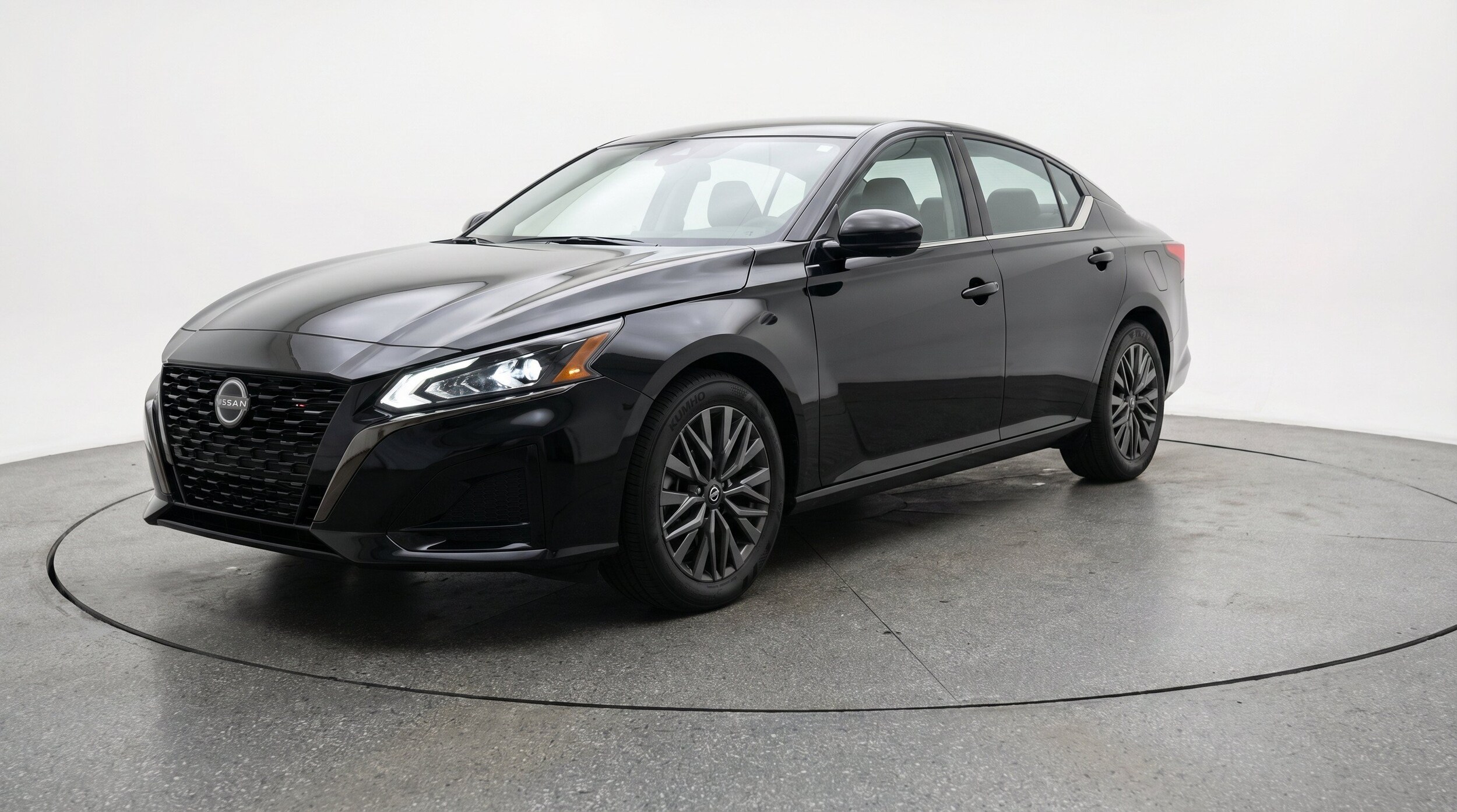 Thumbnail: 2026 Nissan Altima - 3