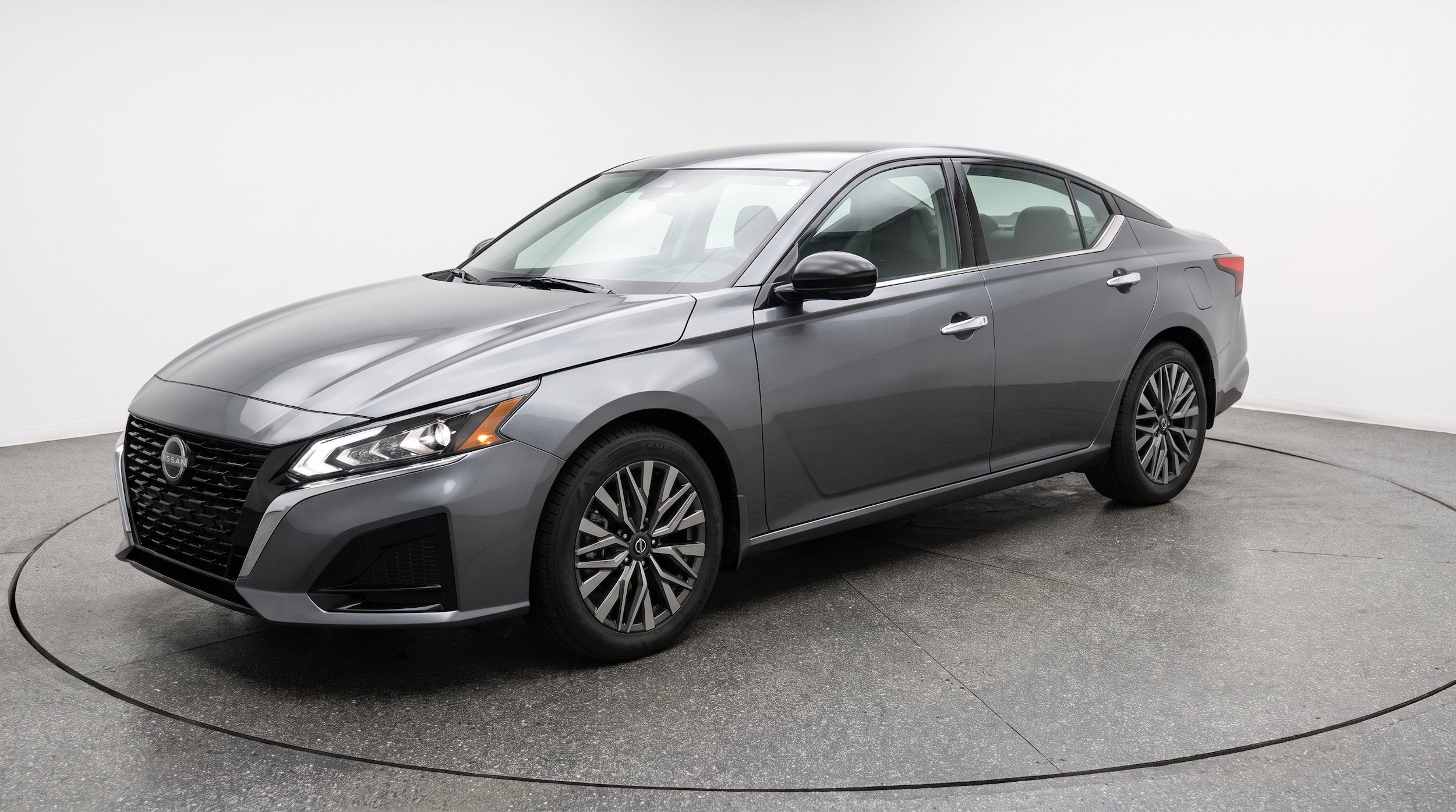 Thumbnail: 2025 Nissan Altima - 3