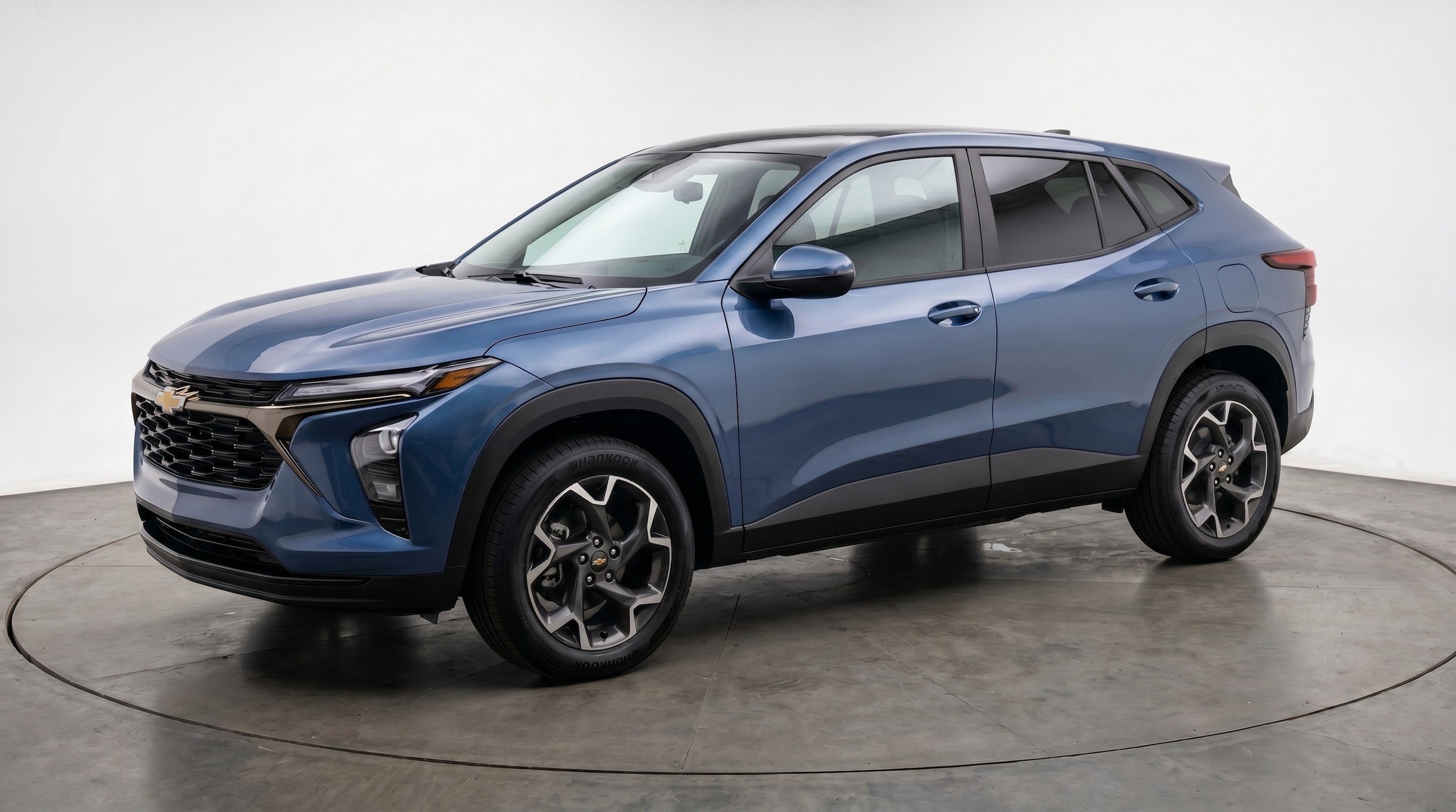 Thumbnail: 2025 Chevrolet Trax - 3