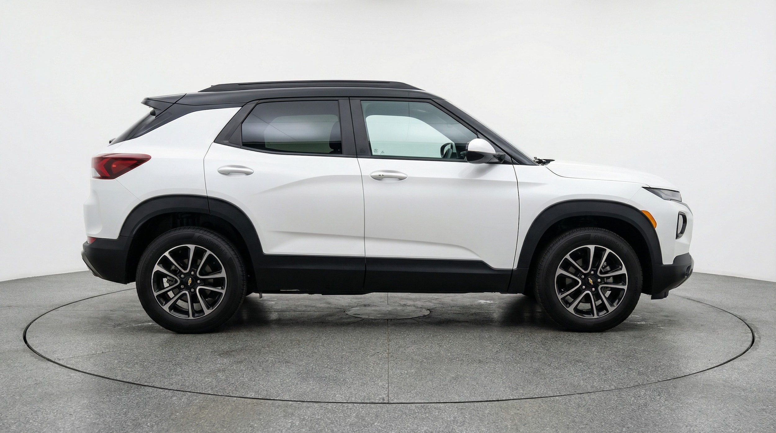 Thumbnail: 2025 Chevrolet TrailBlazer - 8