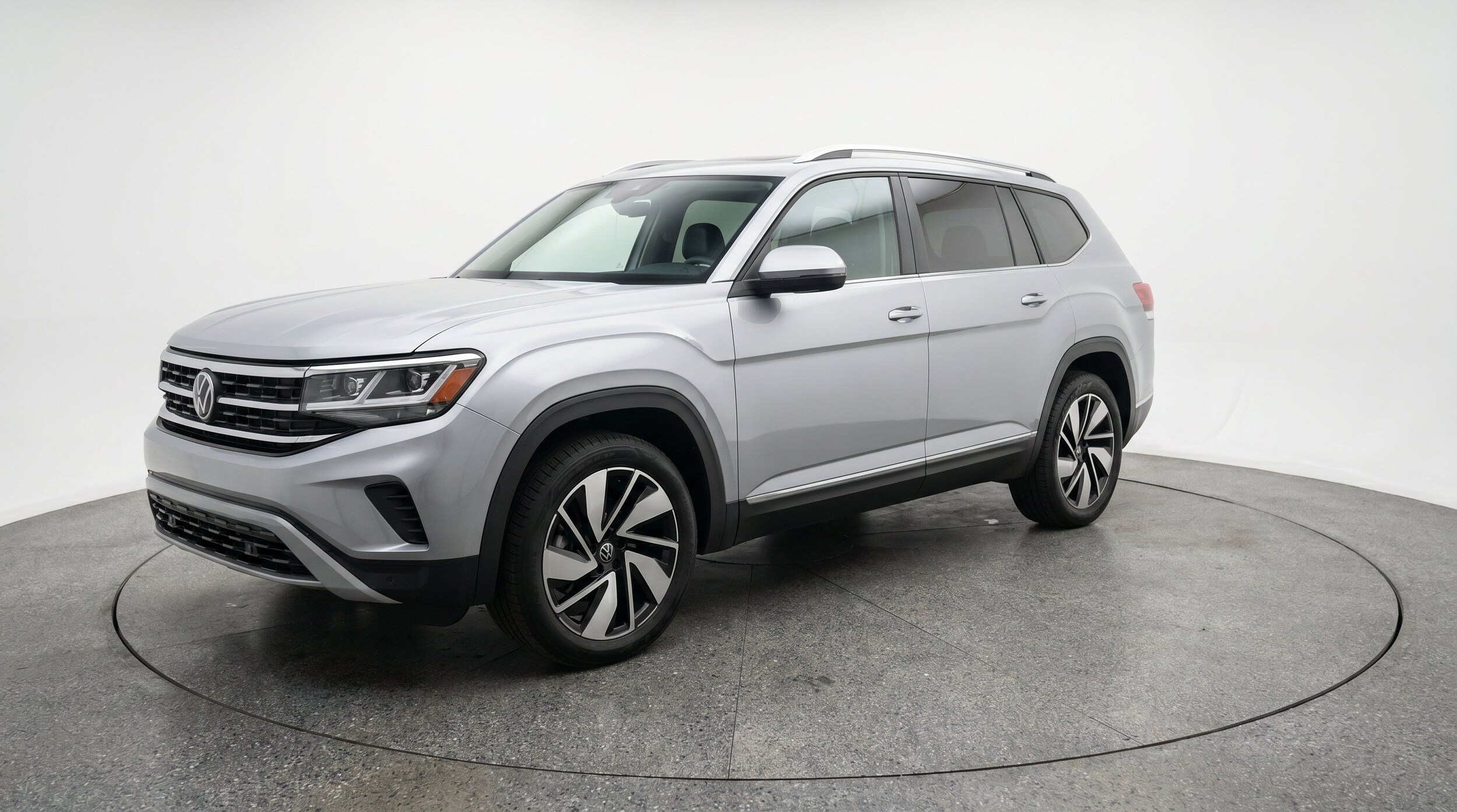 Thumbnail: 2026 Volkswagen Atlas - 3