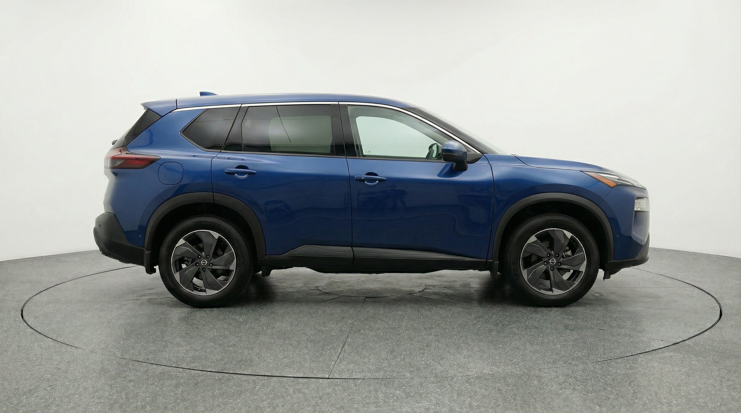 Thumbnail: 2025 Nissan Rogue - 10