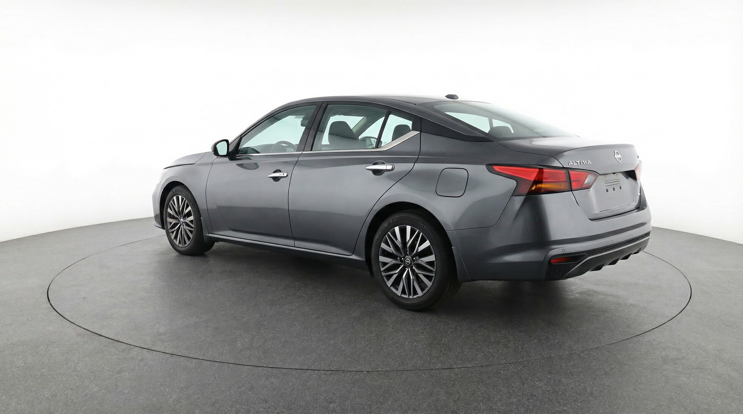 Thumbnail: 2025 Nissan Altima - 5