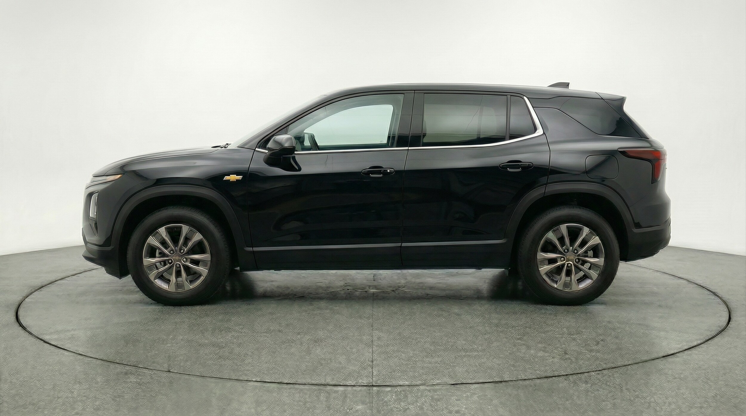 Thumbnail: 2025 Chevrolet Equinox - 4