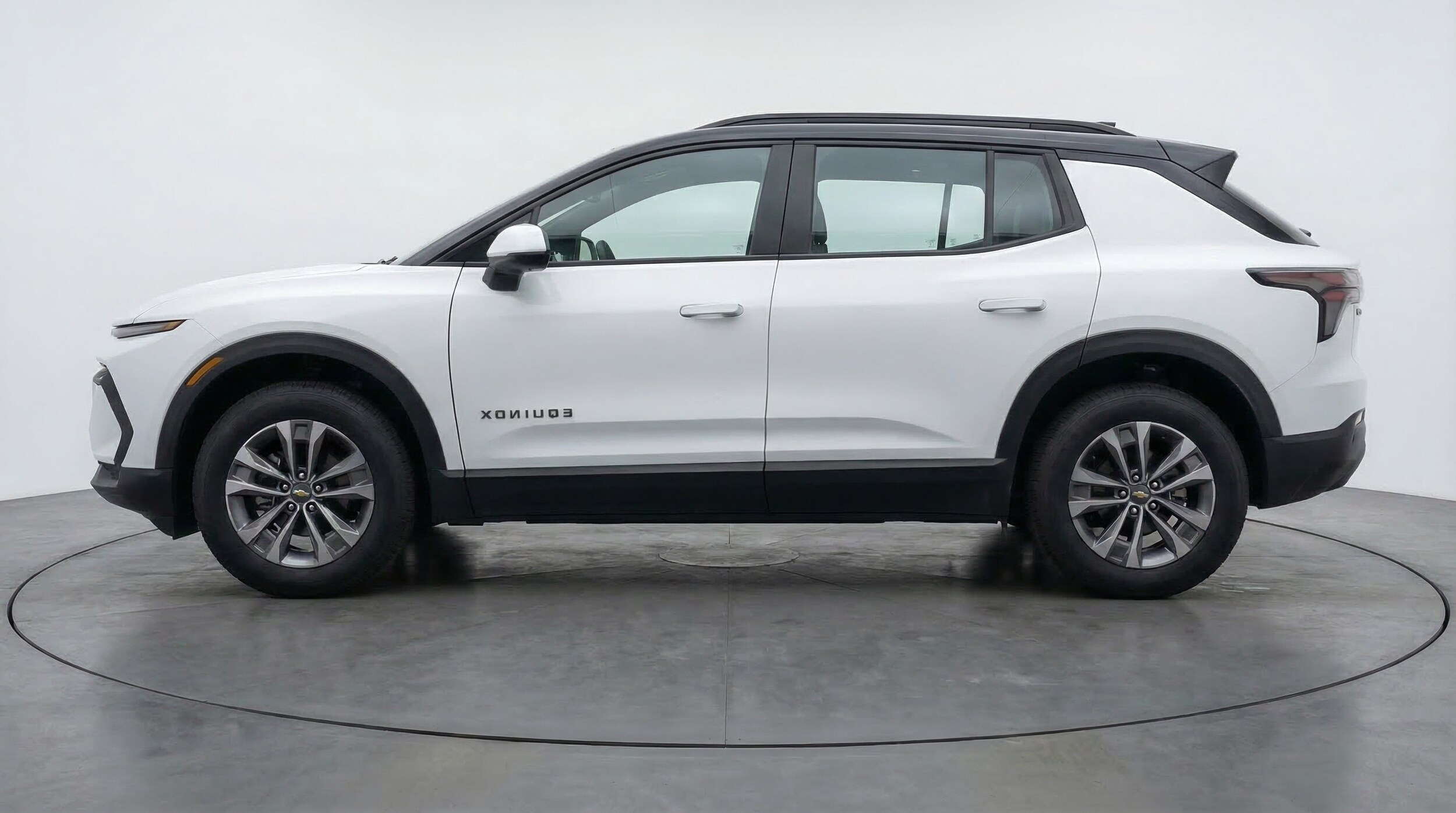 Thumbnail: 2025 Chevrolet Equinox - 4