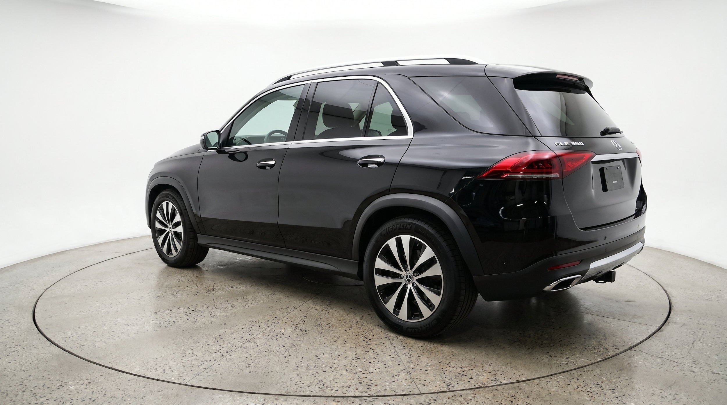 Thumbnail: 2026 Mercedes-Benz GLE - 6