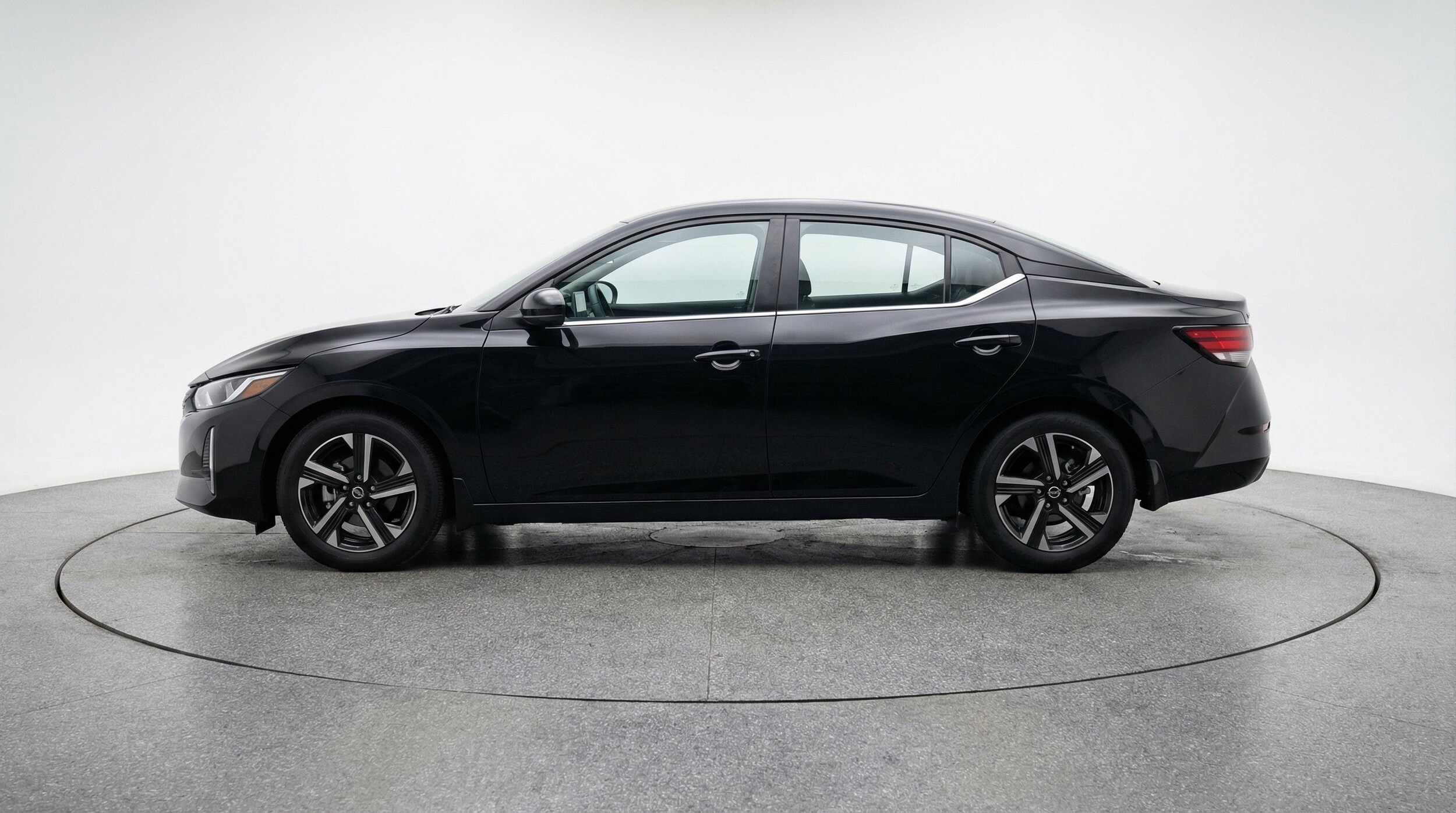 Thumbnail: 2025 Nissan Sentra - 5