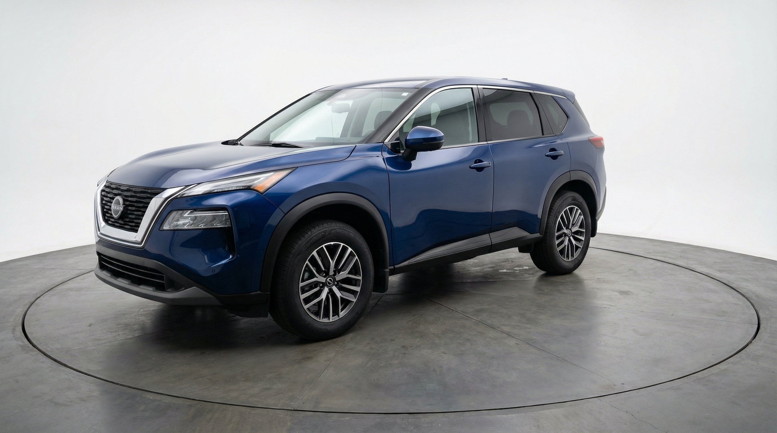 Thumbnail: 2026 Nissan Rogue - 3