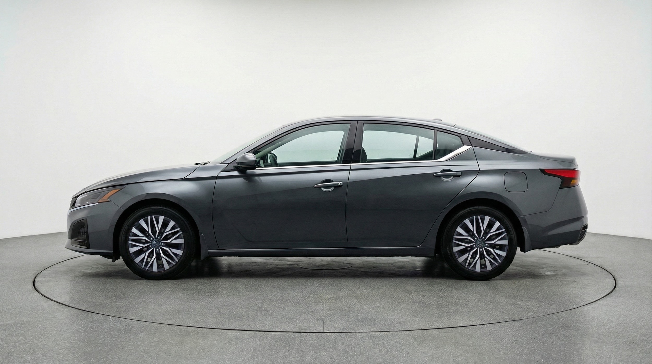 Thumbnail: 2025 Nissan Altima - 4