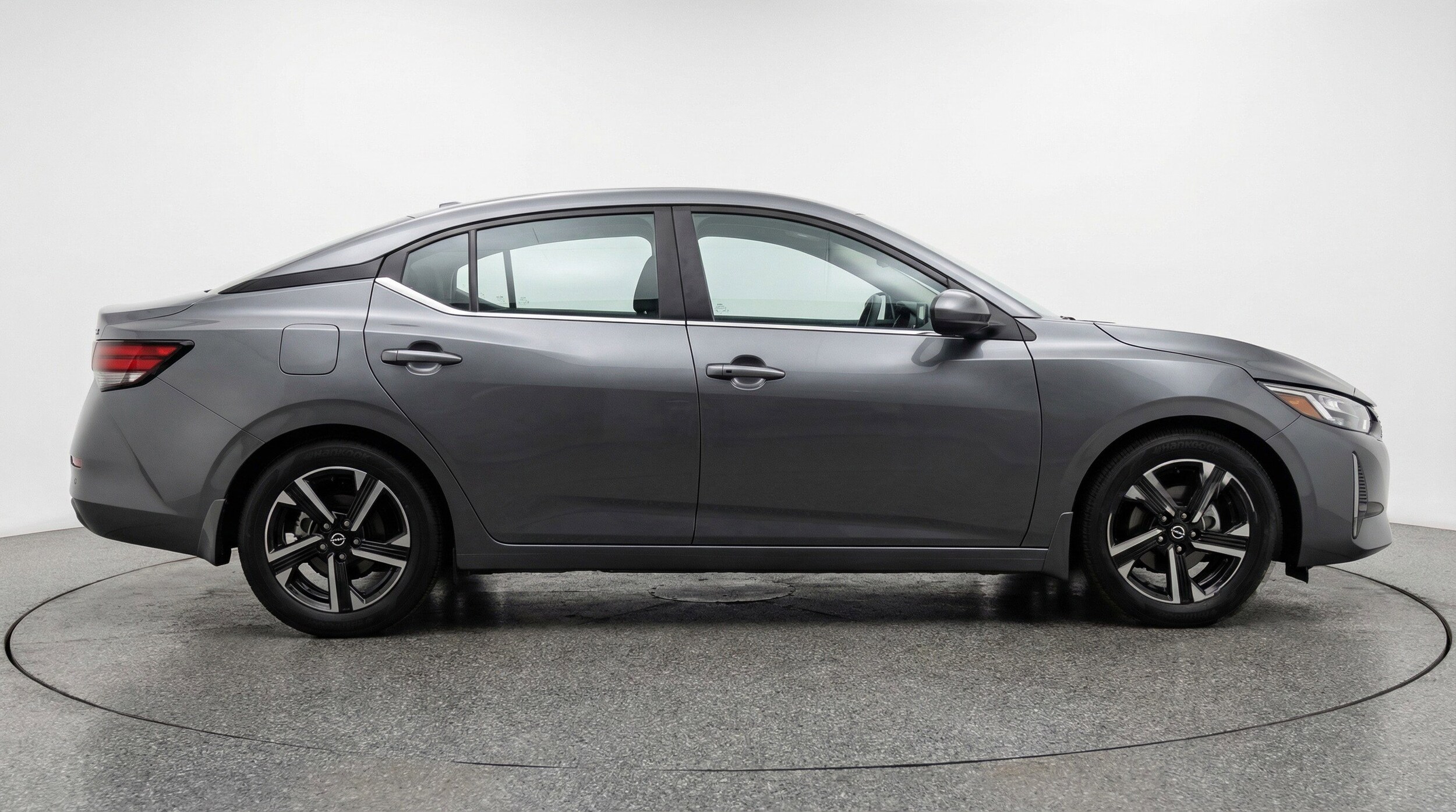 Thumbnail: 2025 Nissan Sentra - 11