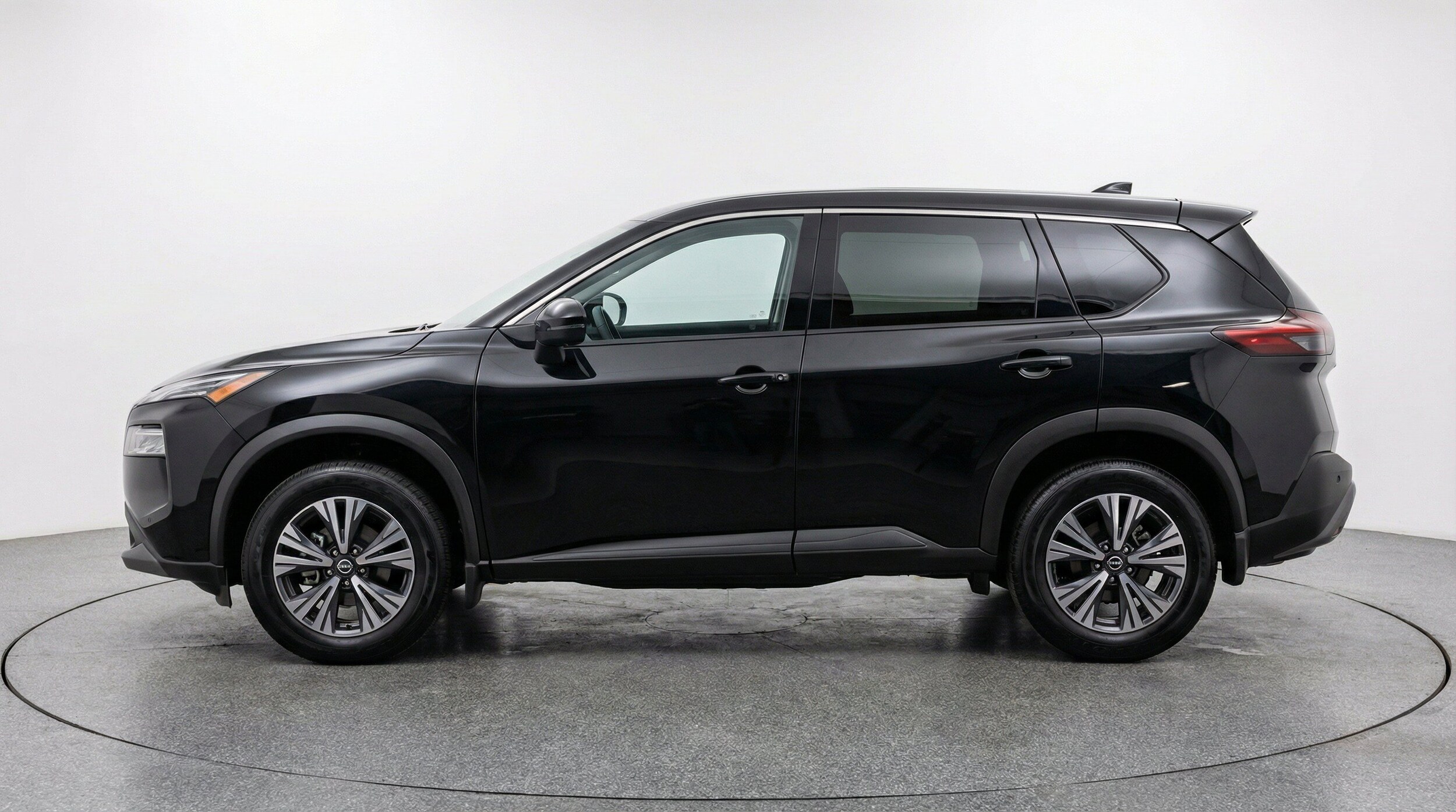 Thumbnail: 2025 Nissan Rogue - 5