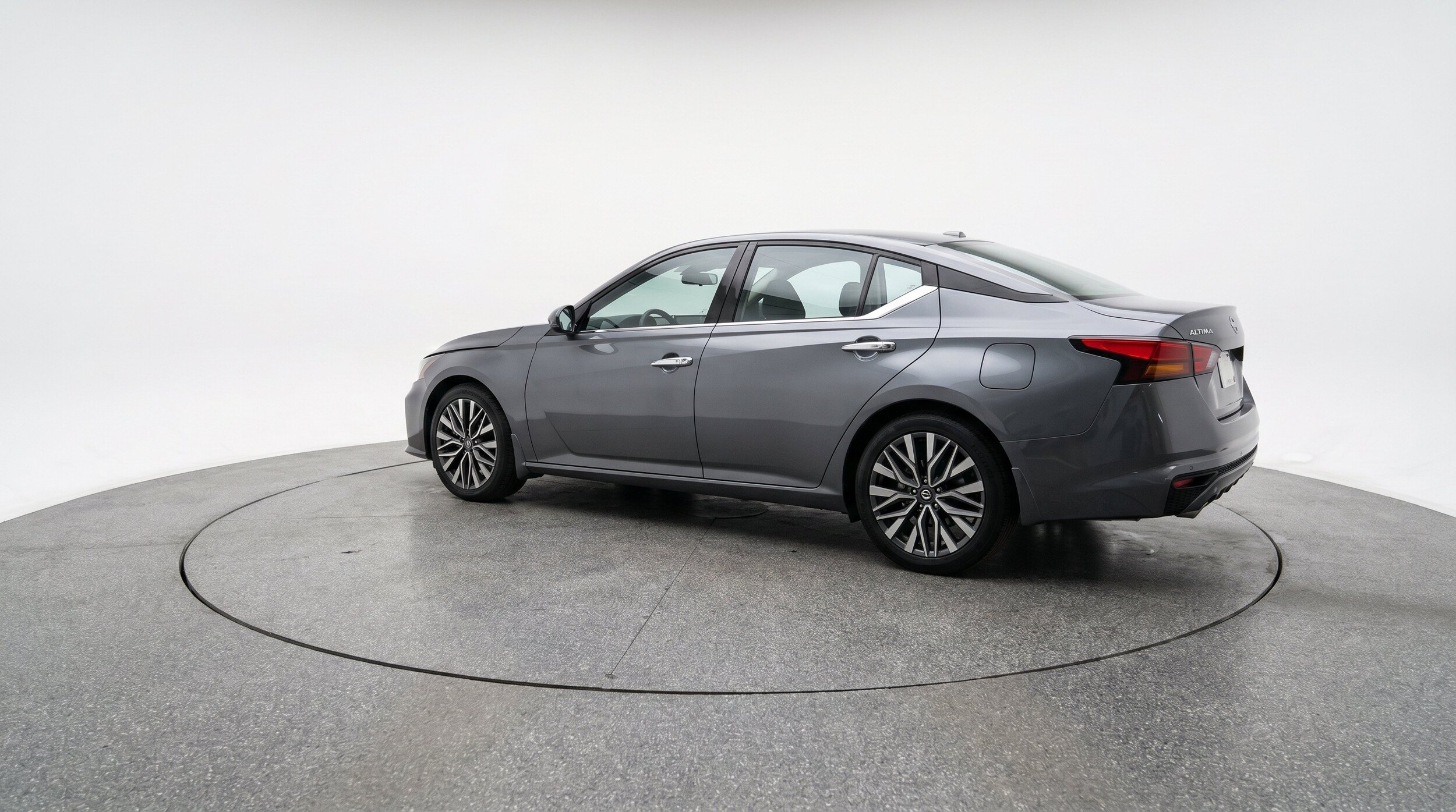 Thumbnail: 2025 Nissan Altima - 6