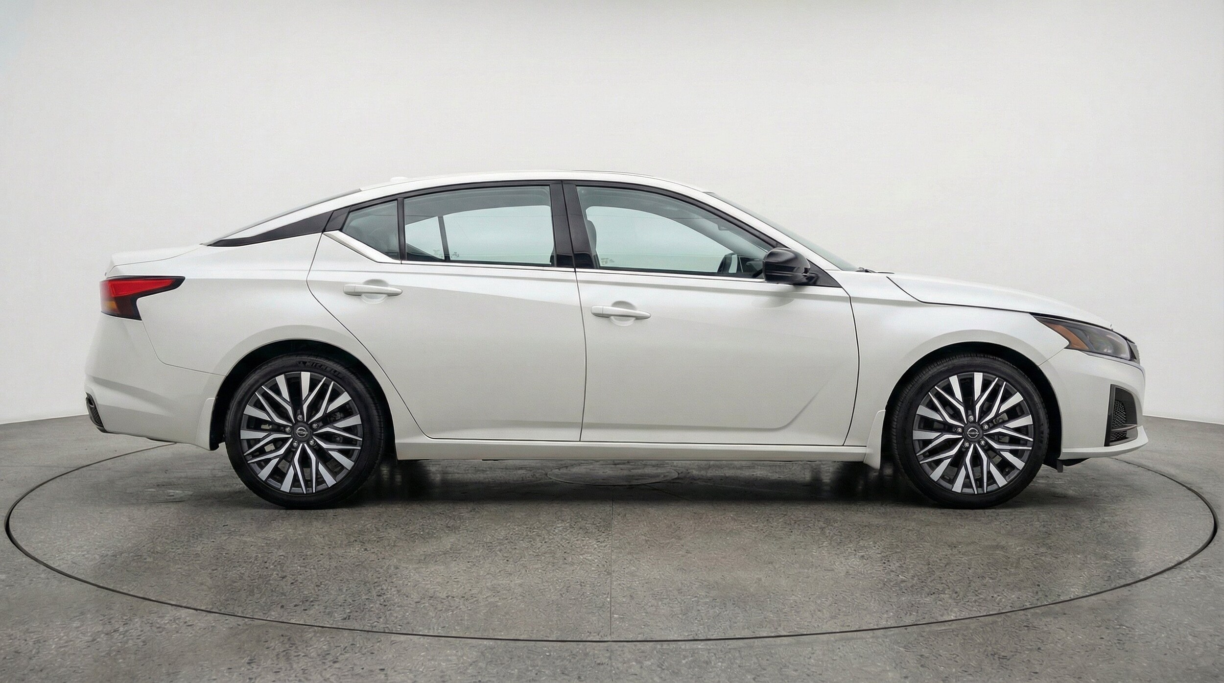 Thumbnail: 2025 Nissan Altima - 11