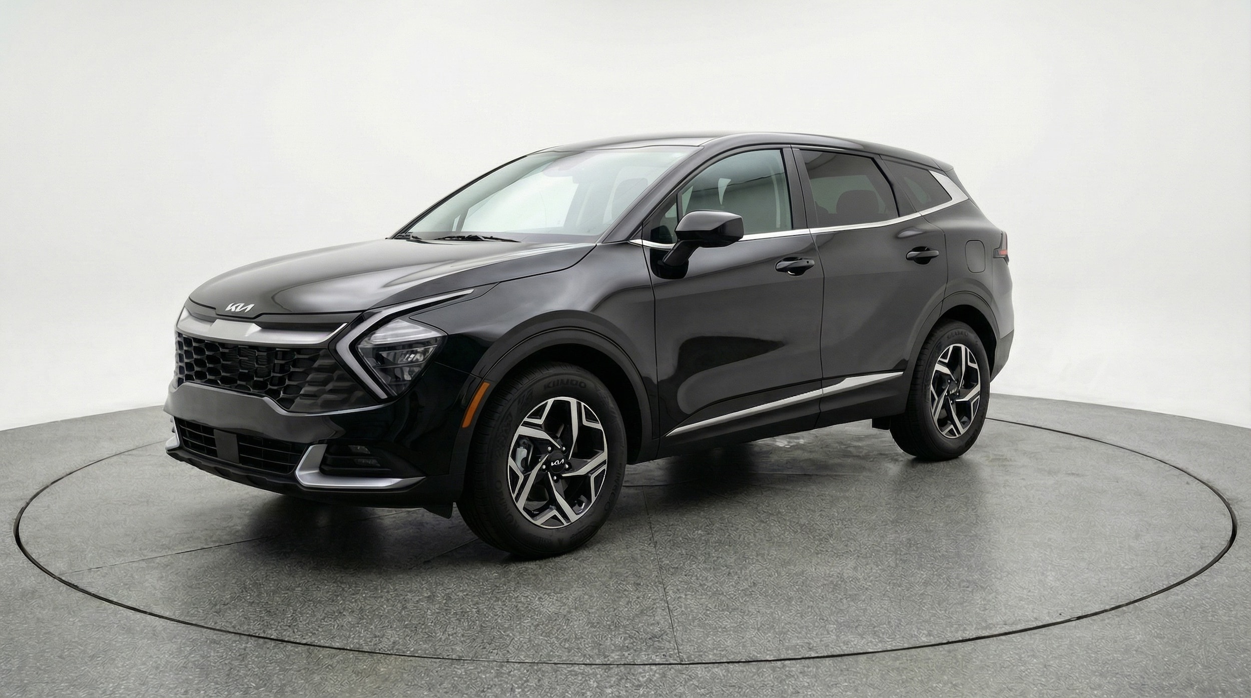 Thumbnail: 2025 Kia Sportage - 3