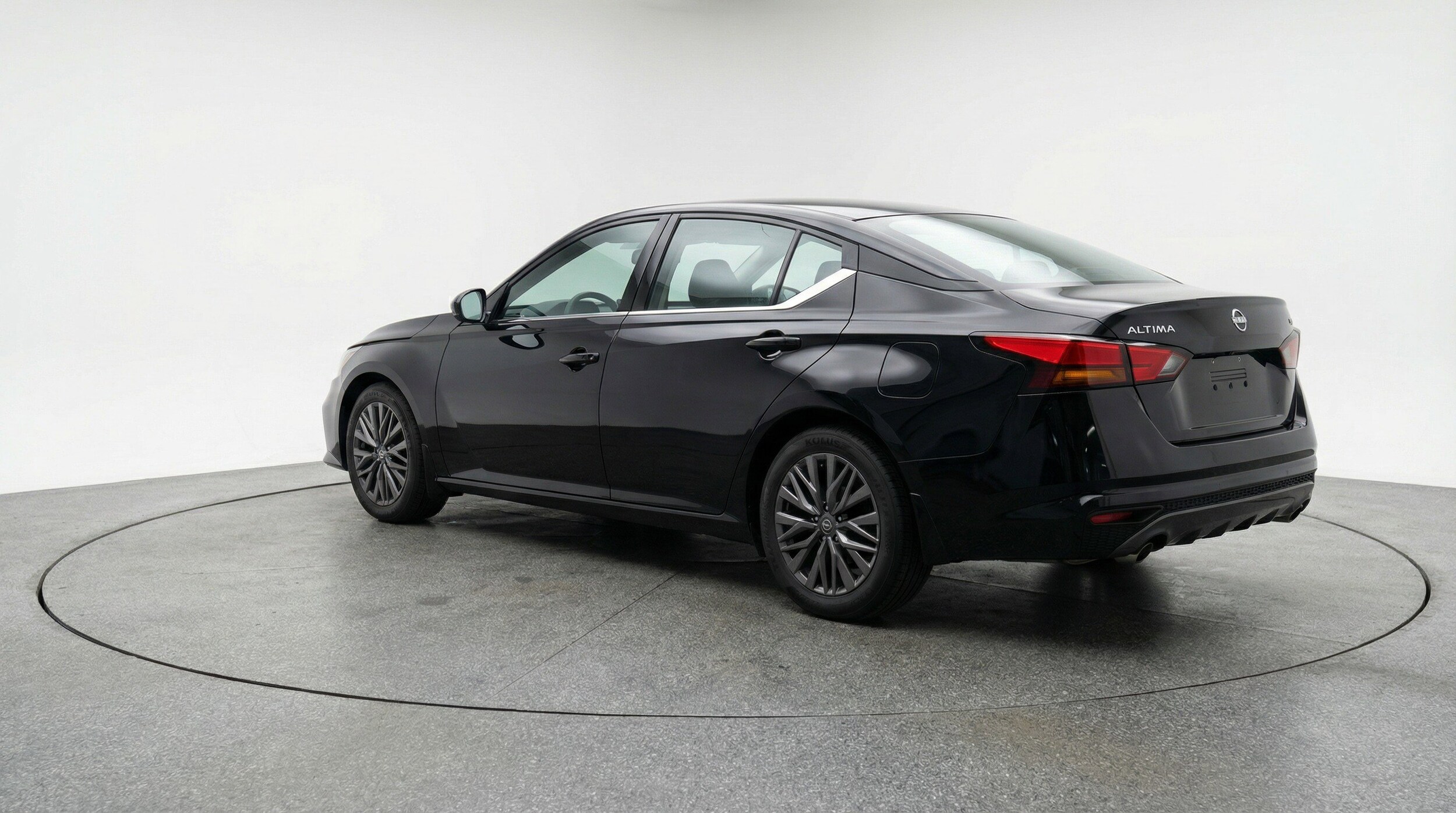 Thumbnail: 2025 Nissan Altima - 6