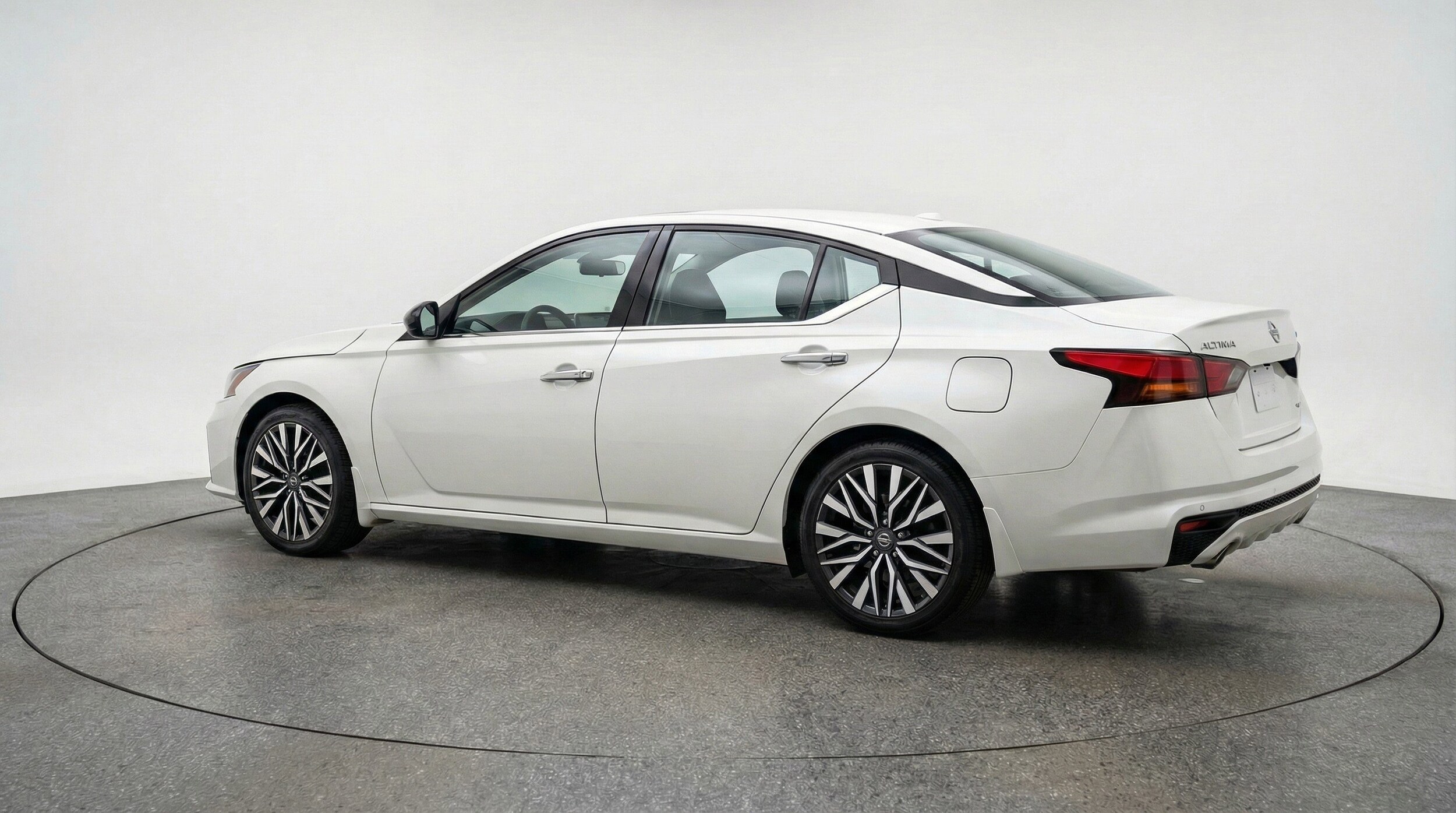 Thumbnail: 2025 Nissan Altima - 6