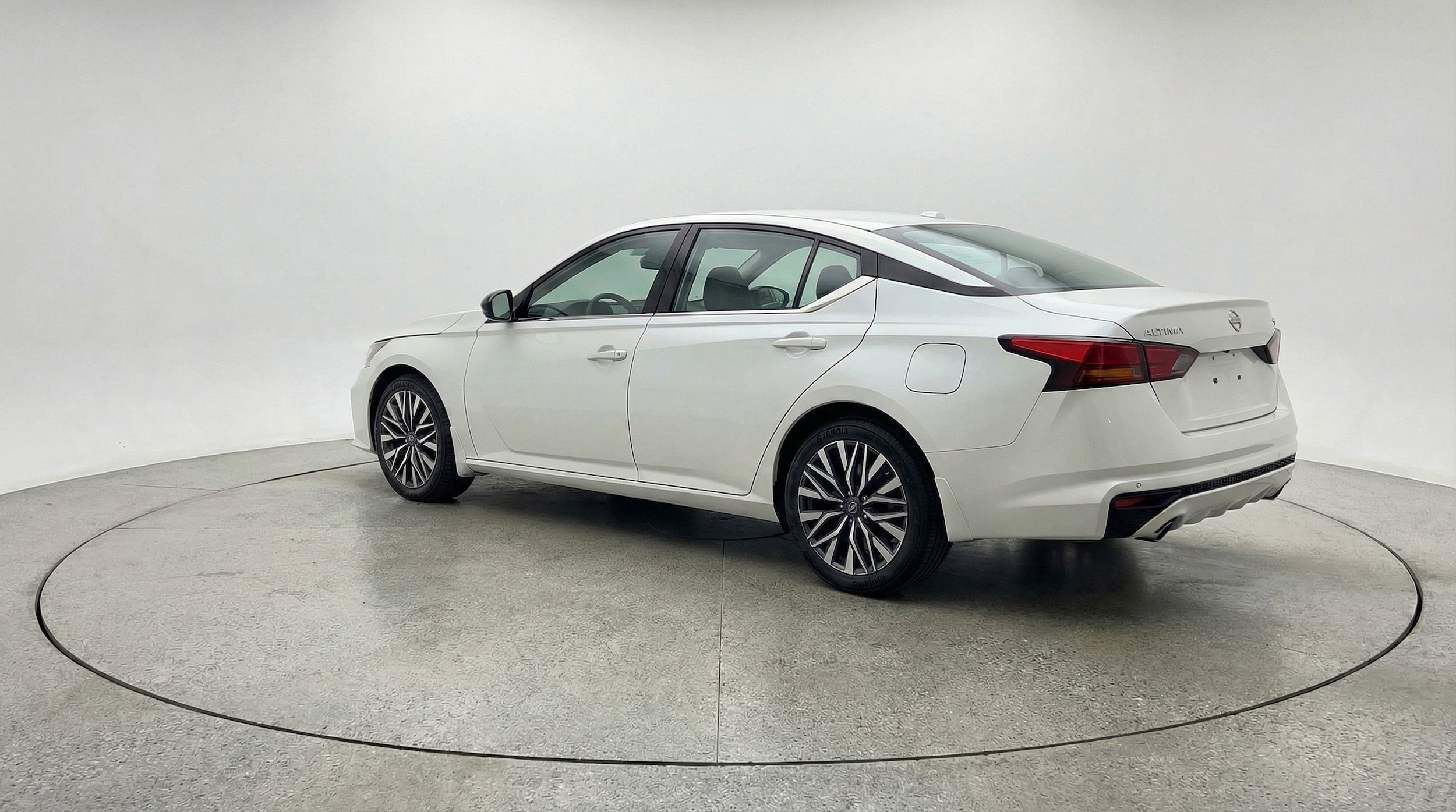 Thumbnail: 2025 Nissan Altima - 6