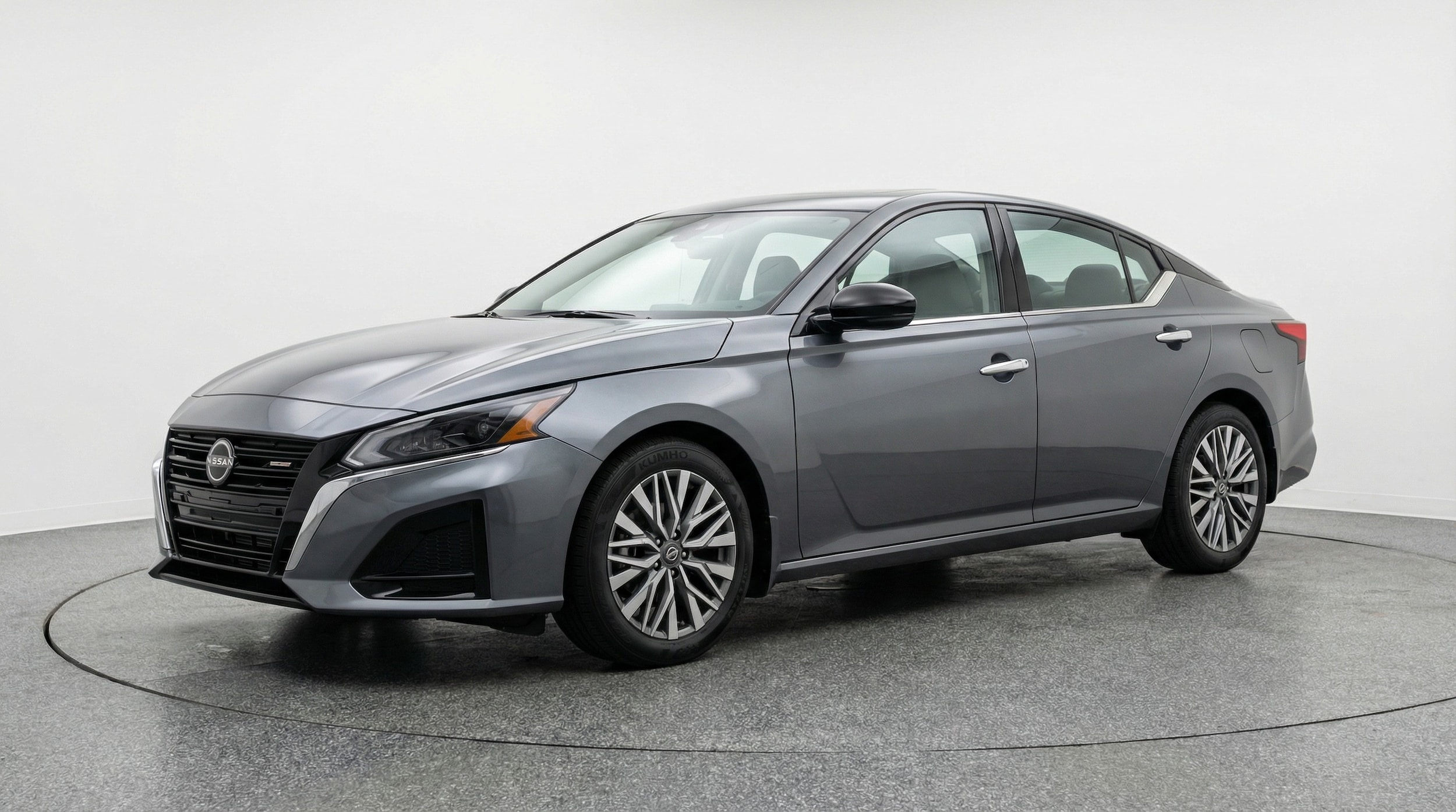 Thumbnail: 2025 Nissan Altima - 3