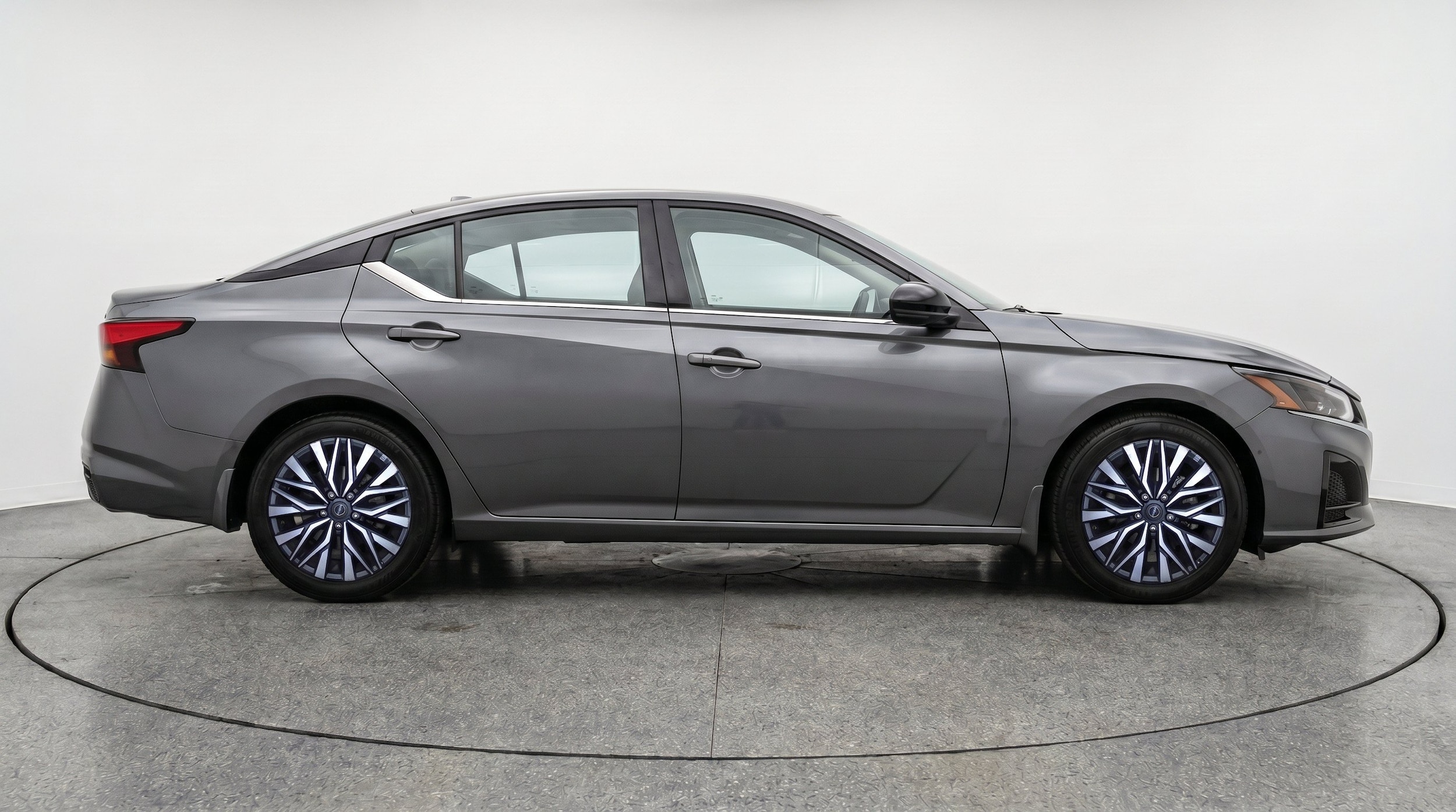 Thumbnail: 2025 Nissan Altima - 10