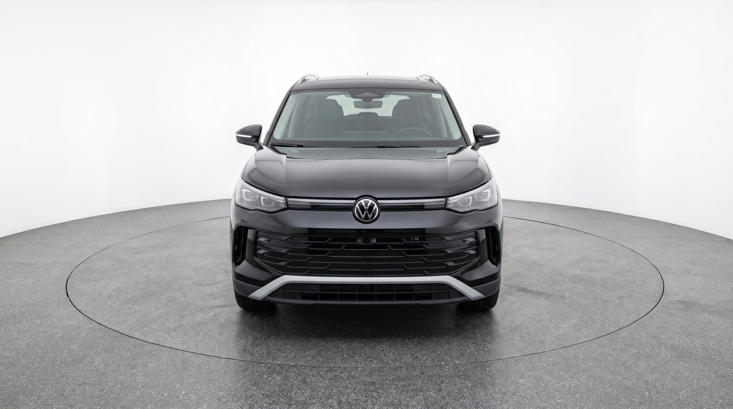 Thumbnail: 2026 Volkswagen Tiguan - 2
