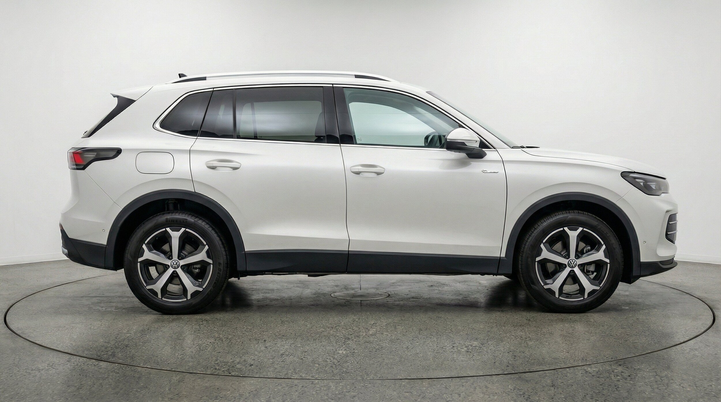 Thumbnail: 2026 Volkswagen Tiguan - 11
