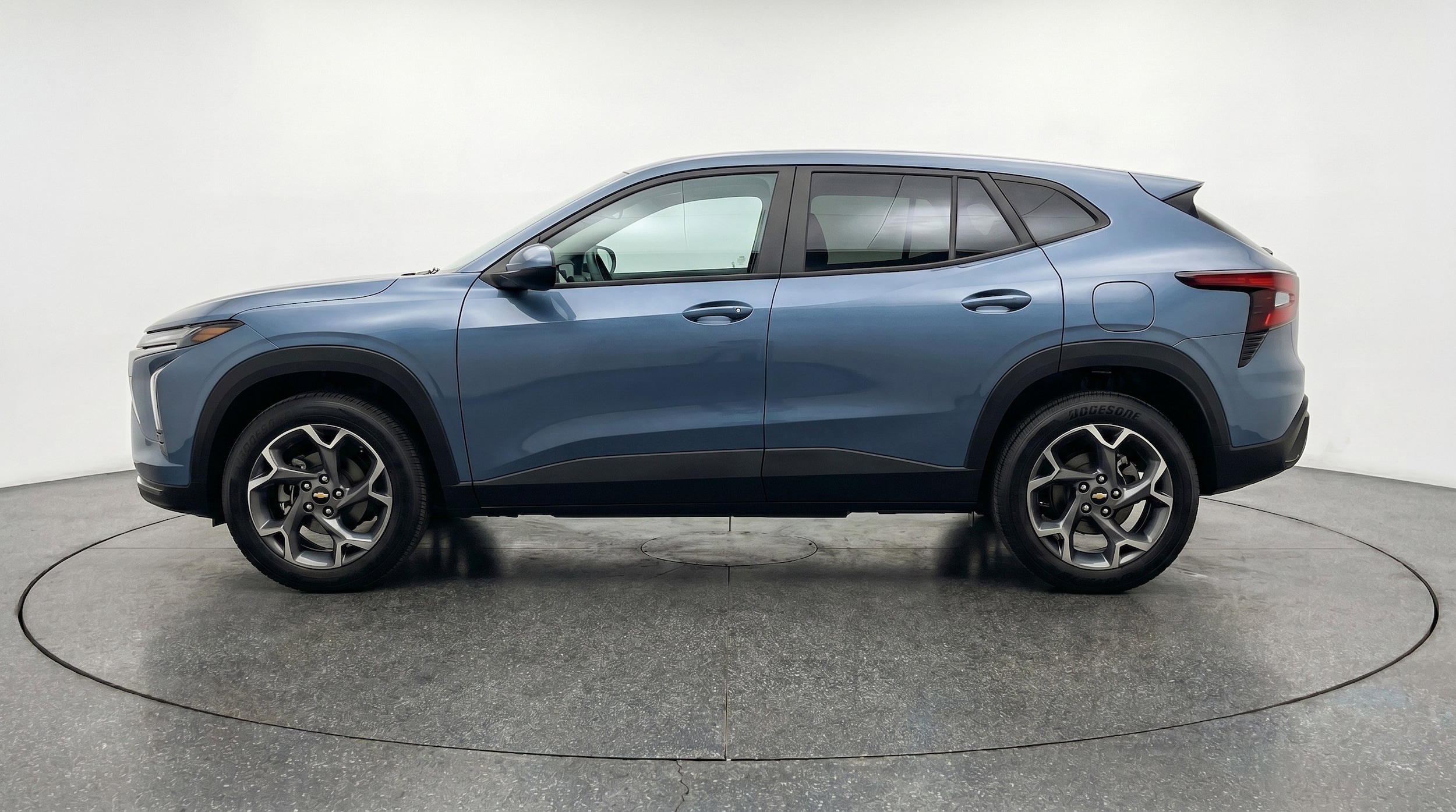 Thumbnail: 2025 Chevrolet Trax - 5
