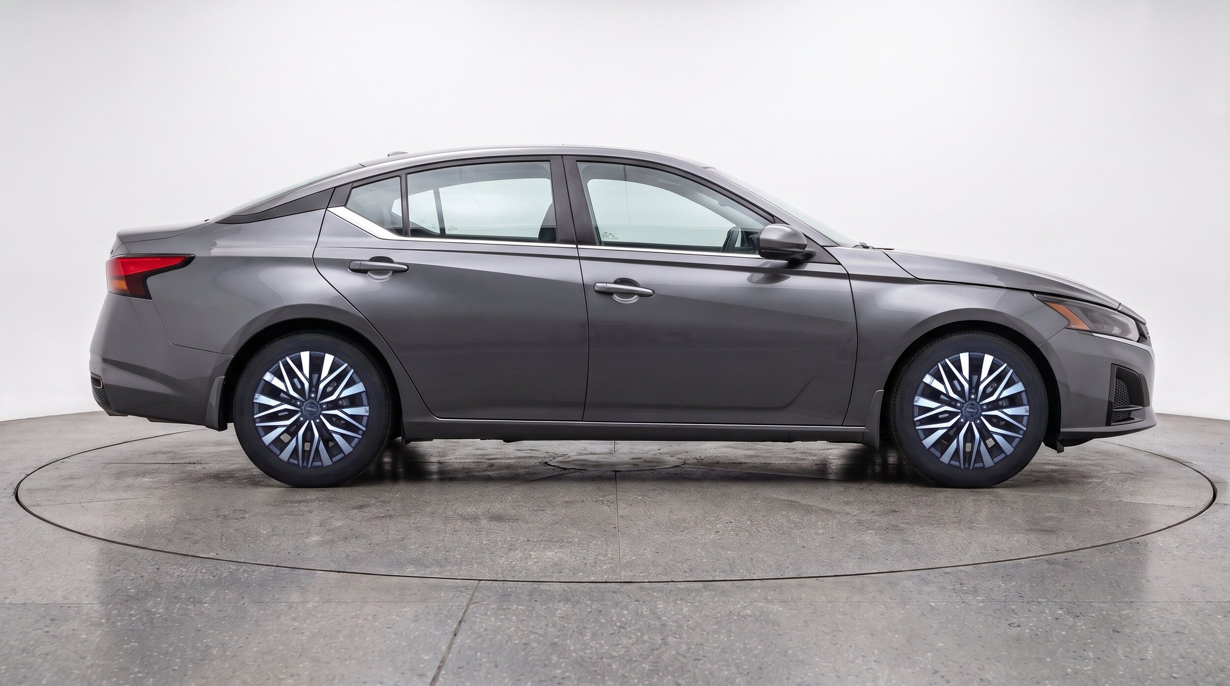 Thumbnail: 2025 Nissan Altima - 11