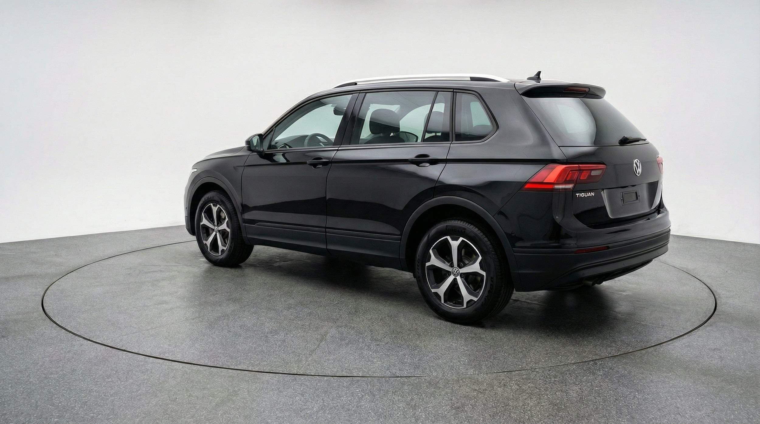 Thumbnail: 2026 Volkswagen Tiguan - 6
