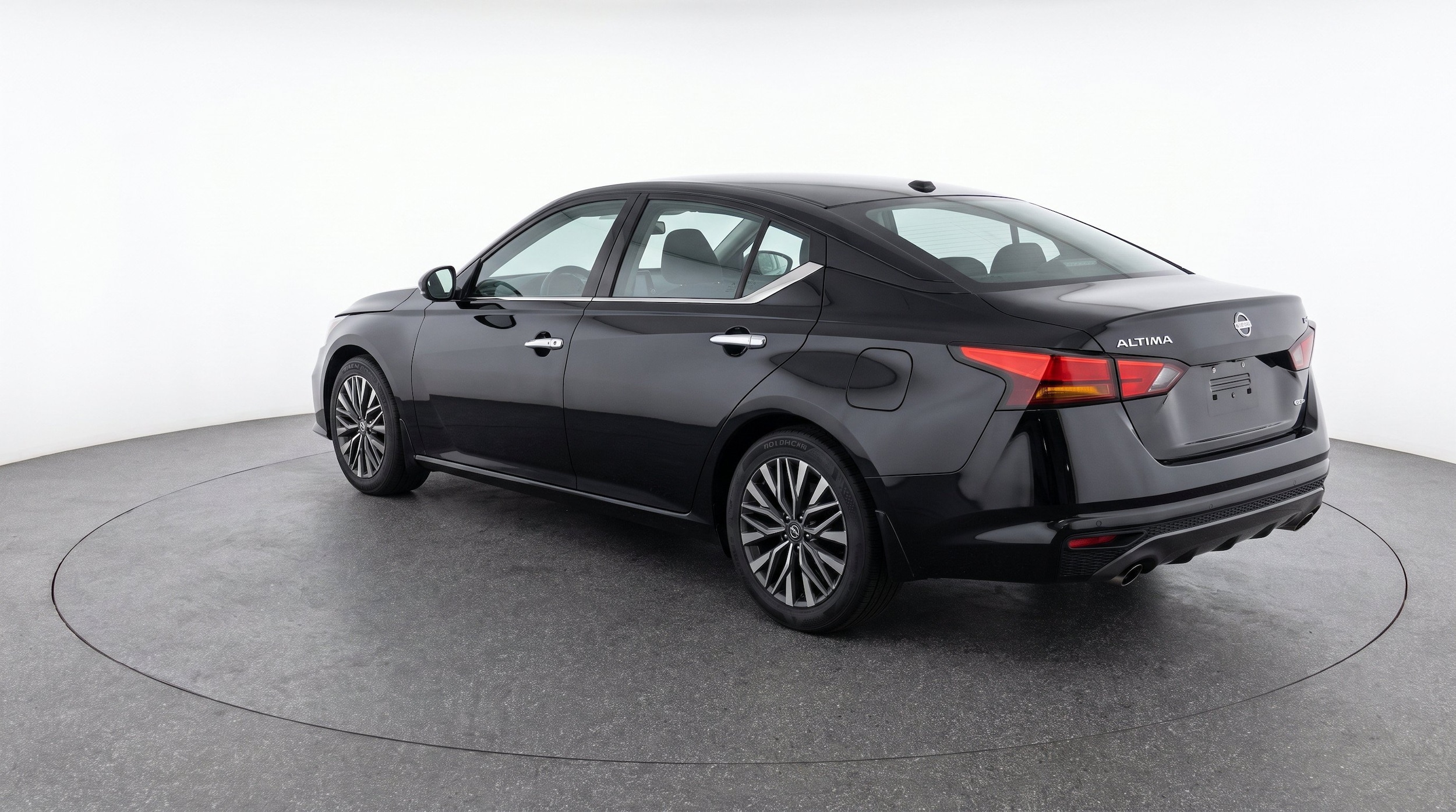 Thumbnail: 2025 Nissan Altima - 6