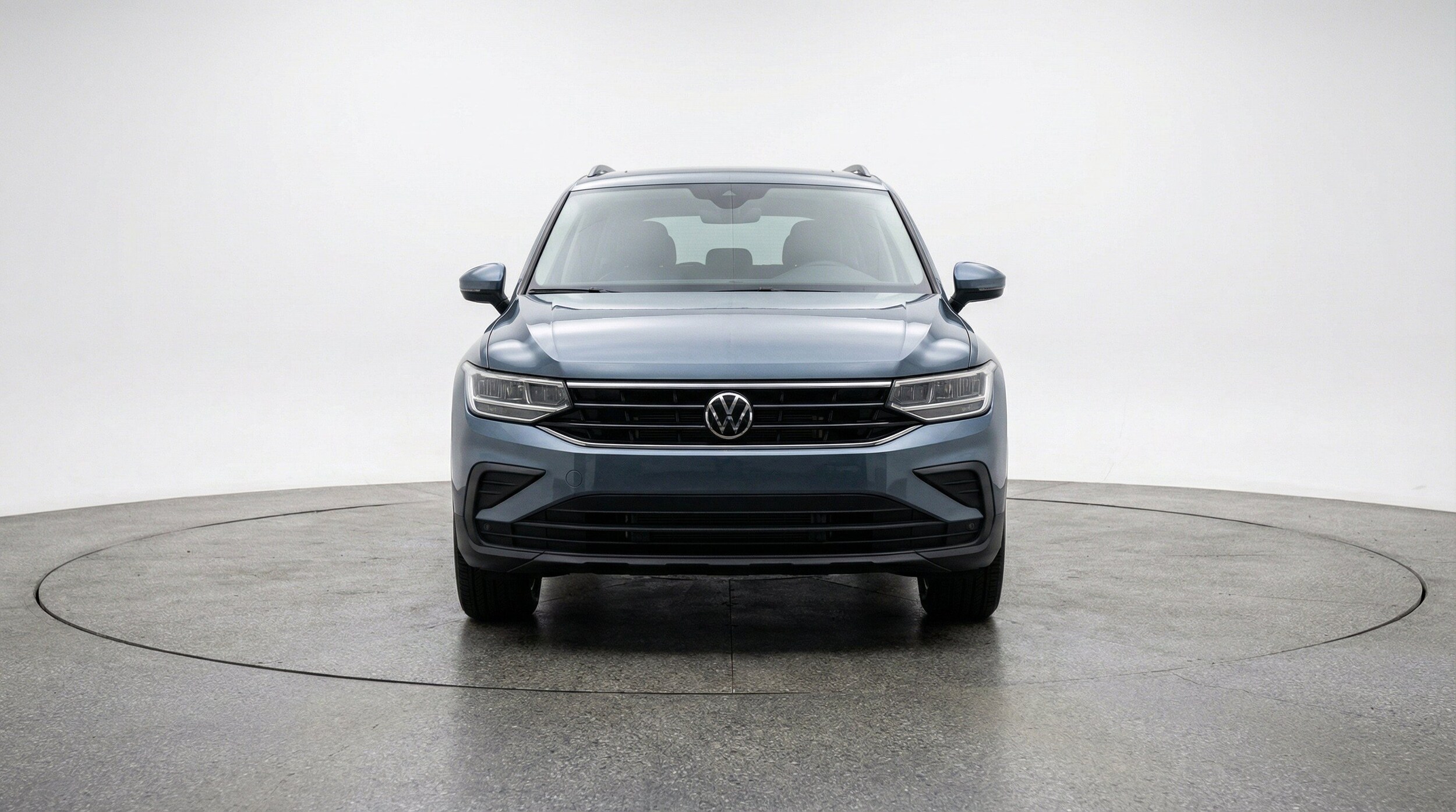Thumbnail: 2026 Volkswagen Tiguan - 2